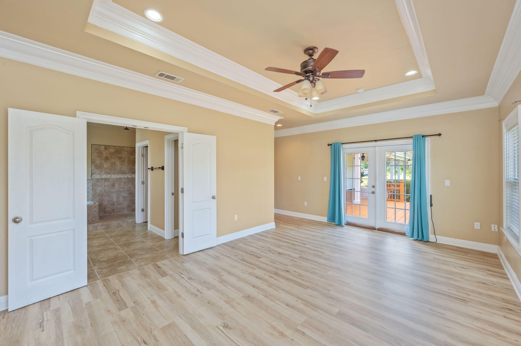 LAKE TANTARA UNREC - Residential