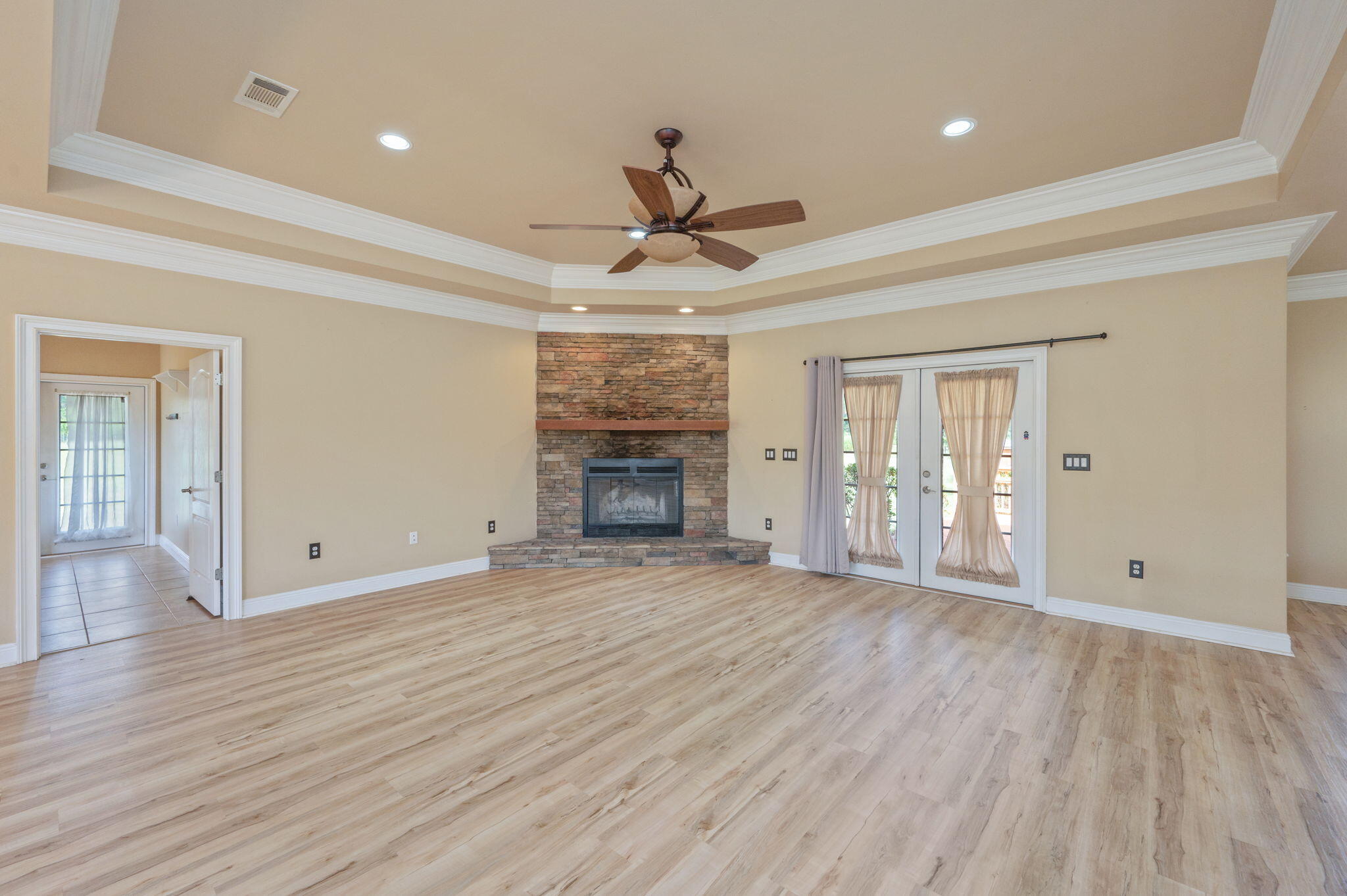 LAKE TANTARA UNREC - Residential