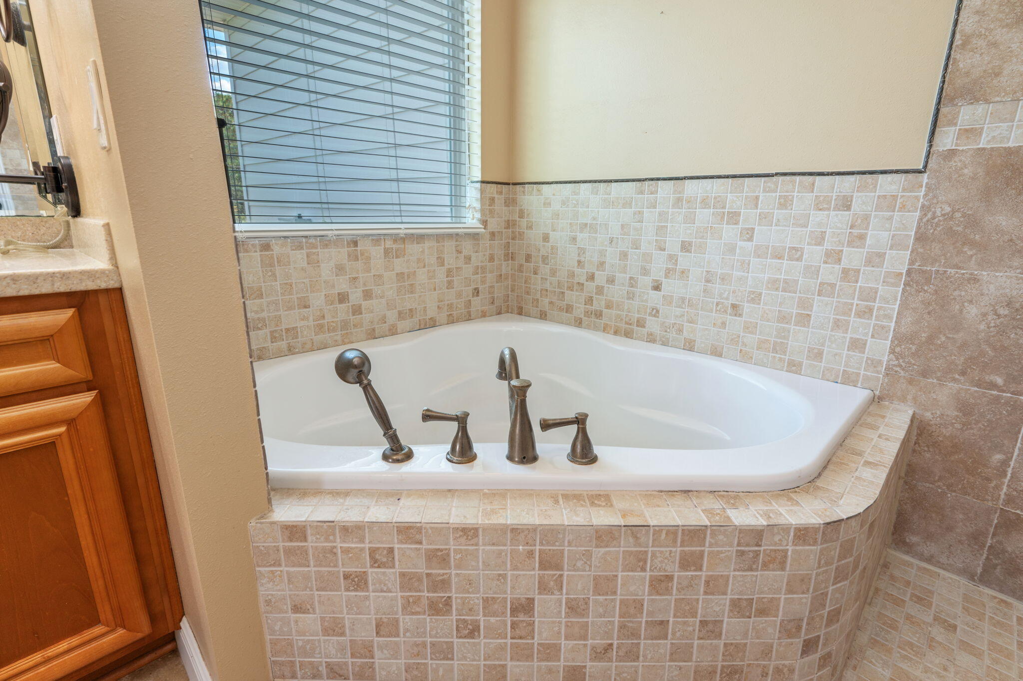 LAKE TANTARA UNREC - Residential