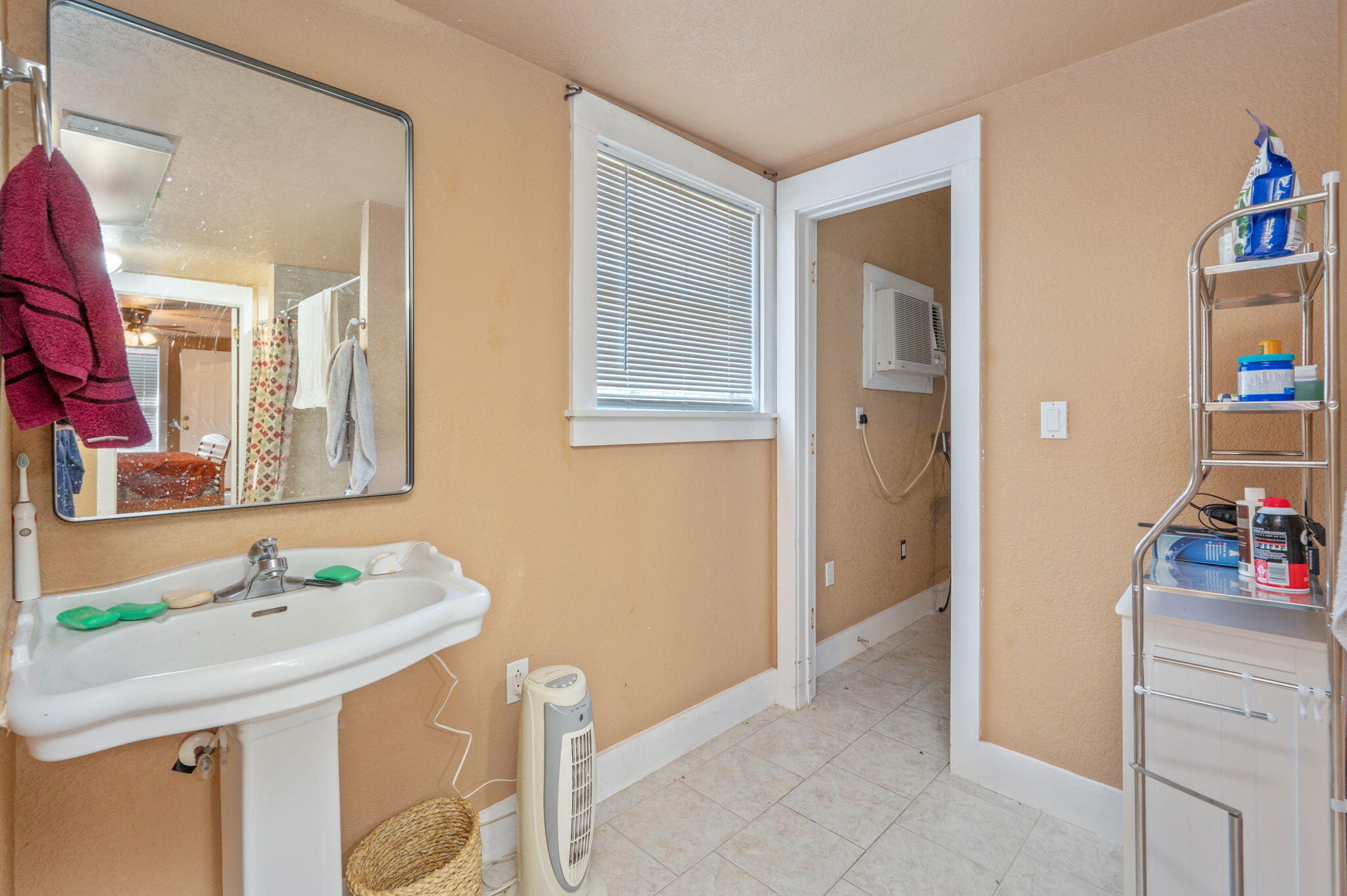 LAKE TANTARA UNREC - Residential