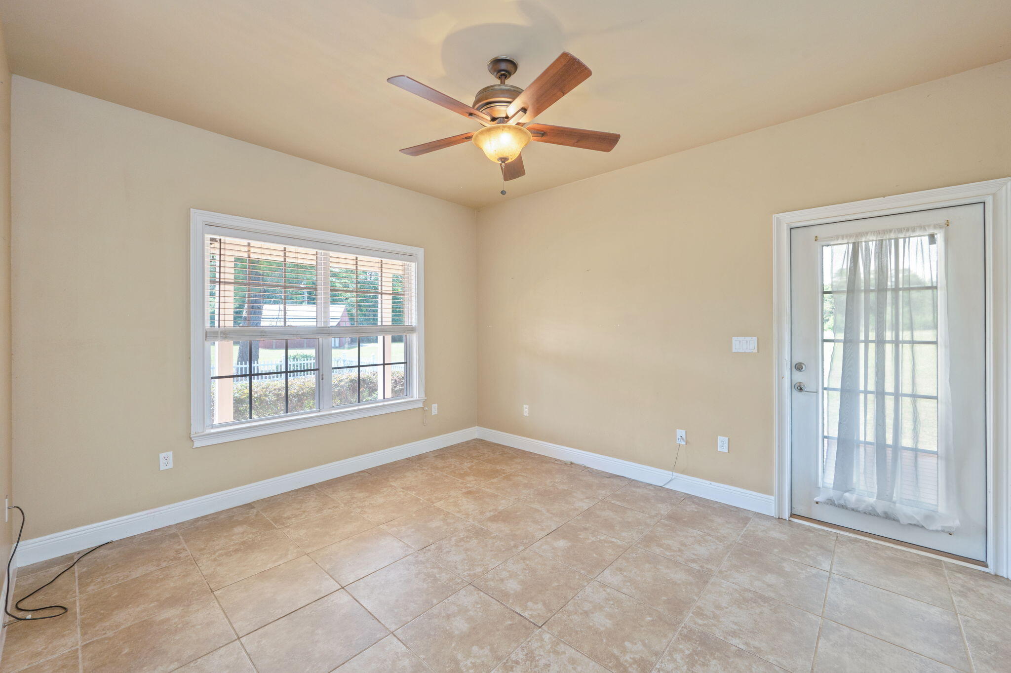 LAKE TANTARA UNREC - Residential