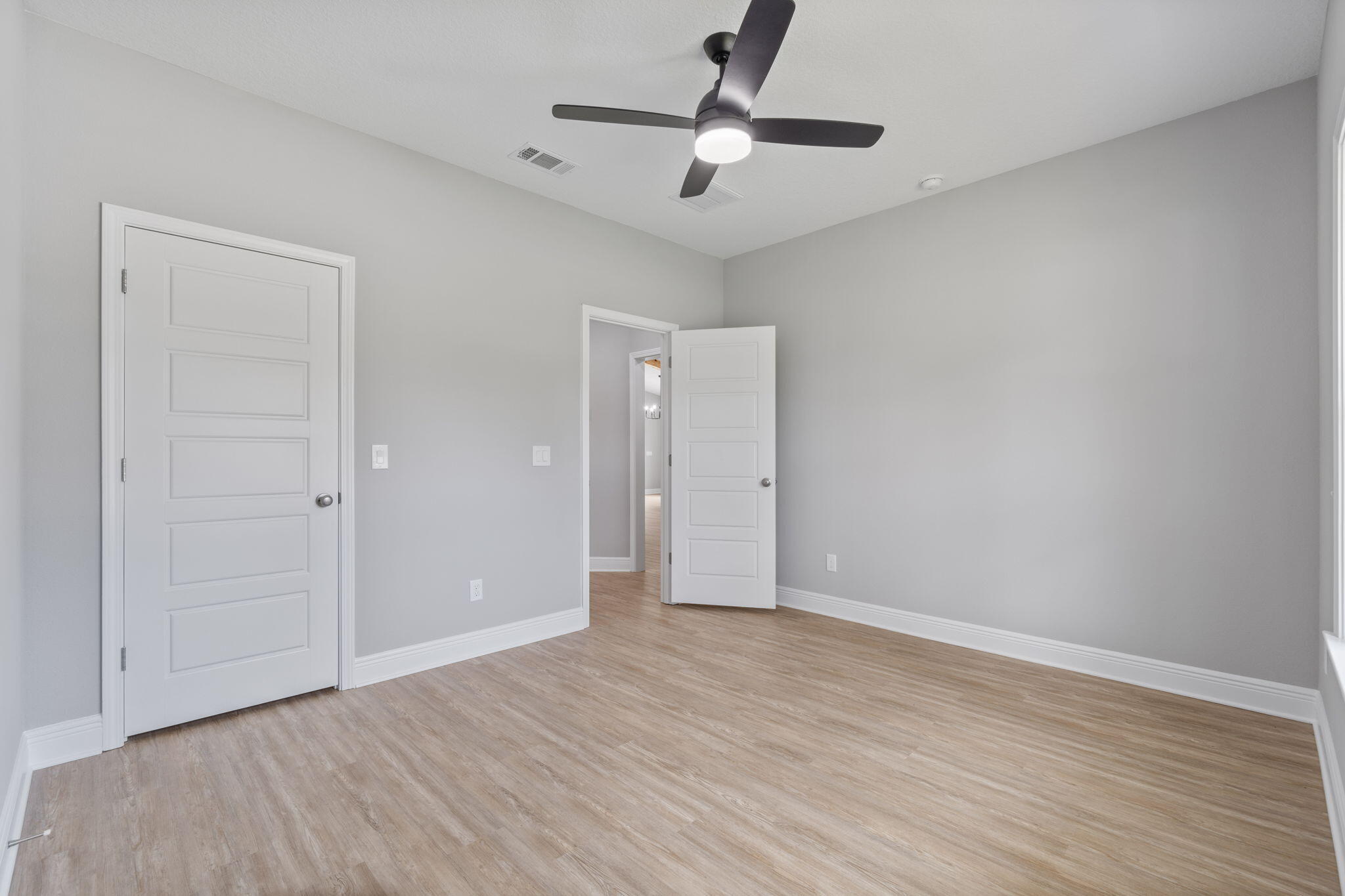 Madelyn Woods - Residential