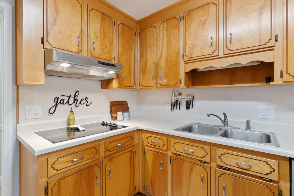 PLANTATION OAKS S/D - Residential