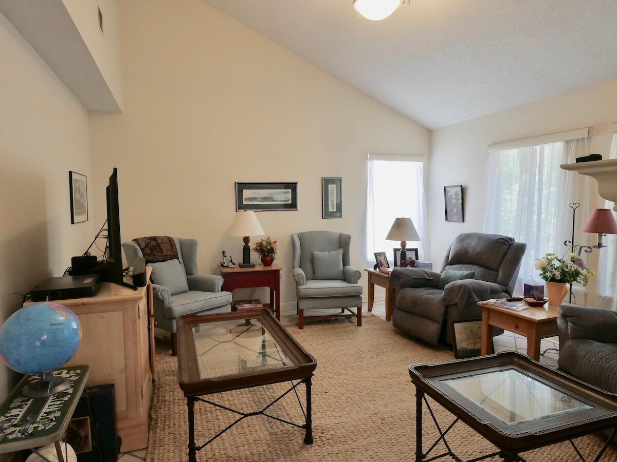 ROYAL OAKS S/D - Residential