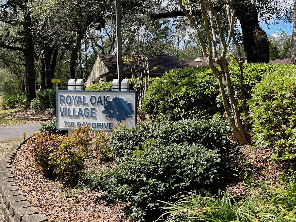 ROYAL OAKS S/D - Residential