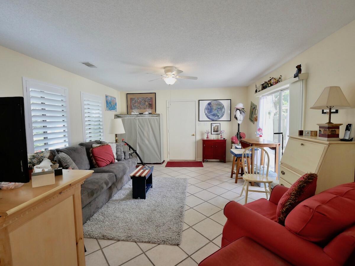 ROYAL OAKS S/D - Residential