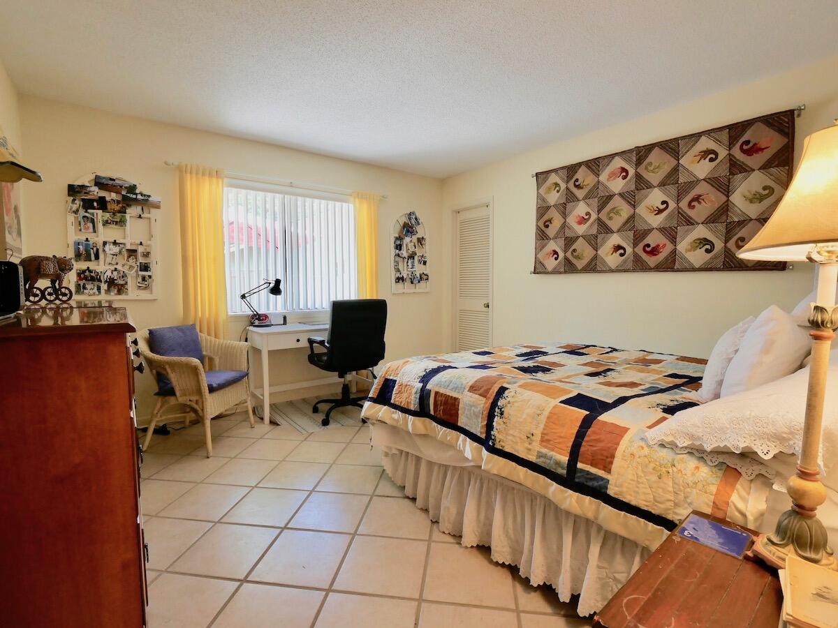 ROYAL OAKS S/D - Residential