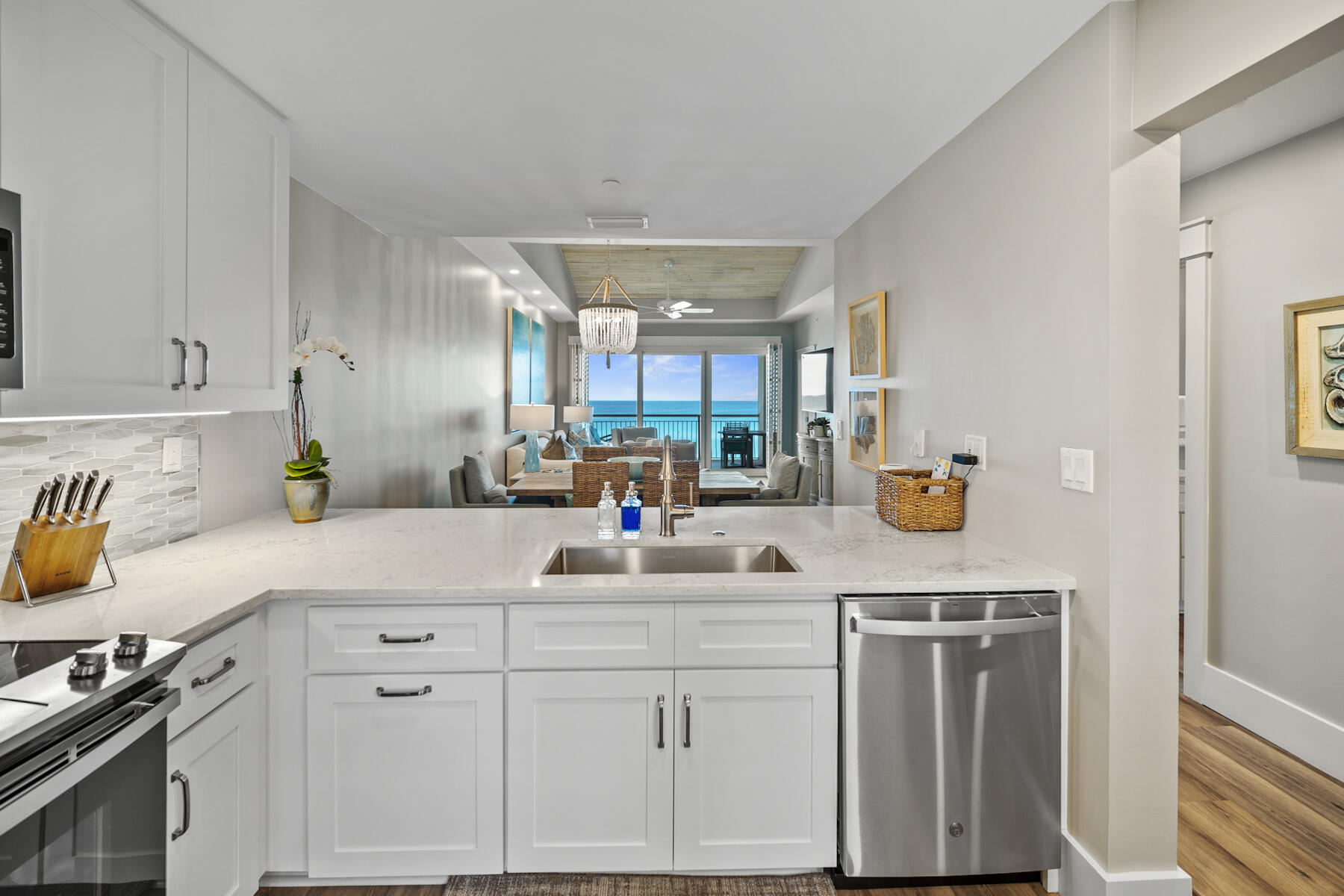 HIGH POINTE RESORT CONDO - Residential