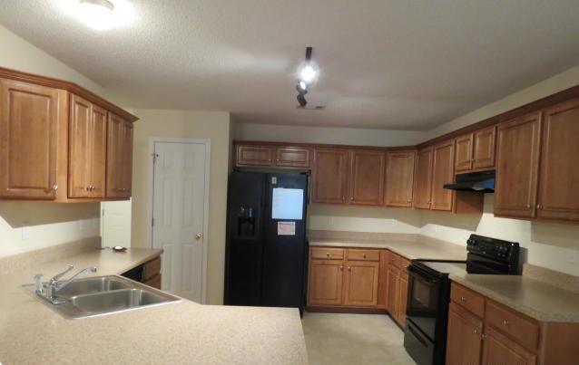 FAIRCHILD ESTATES - Residential