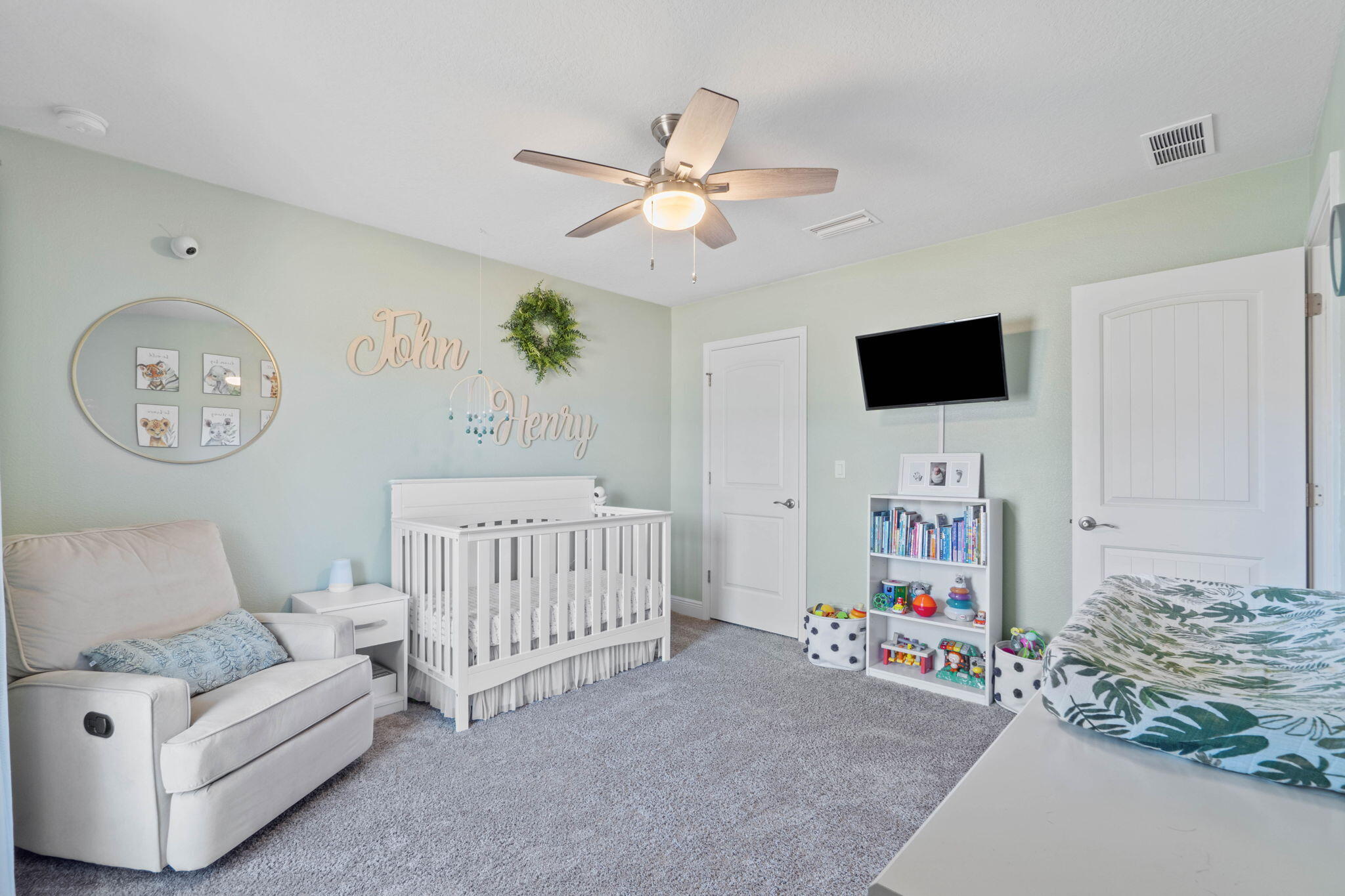 HIDDEN VALLEY - Residential