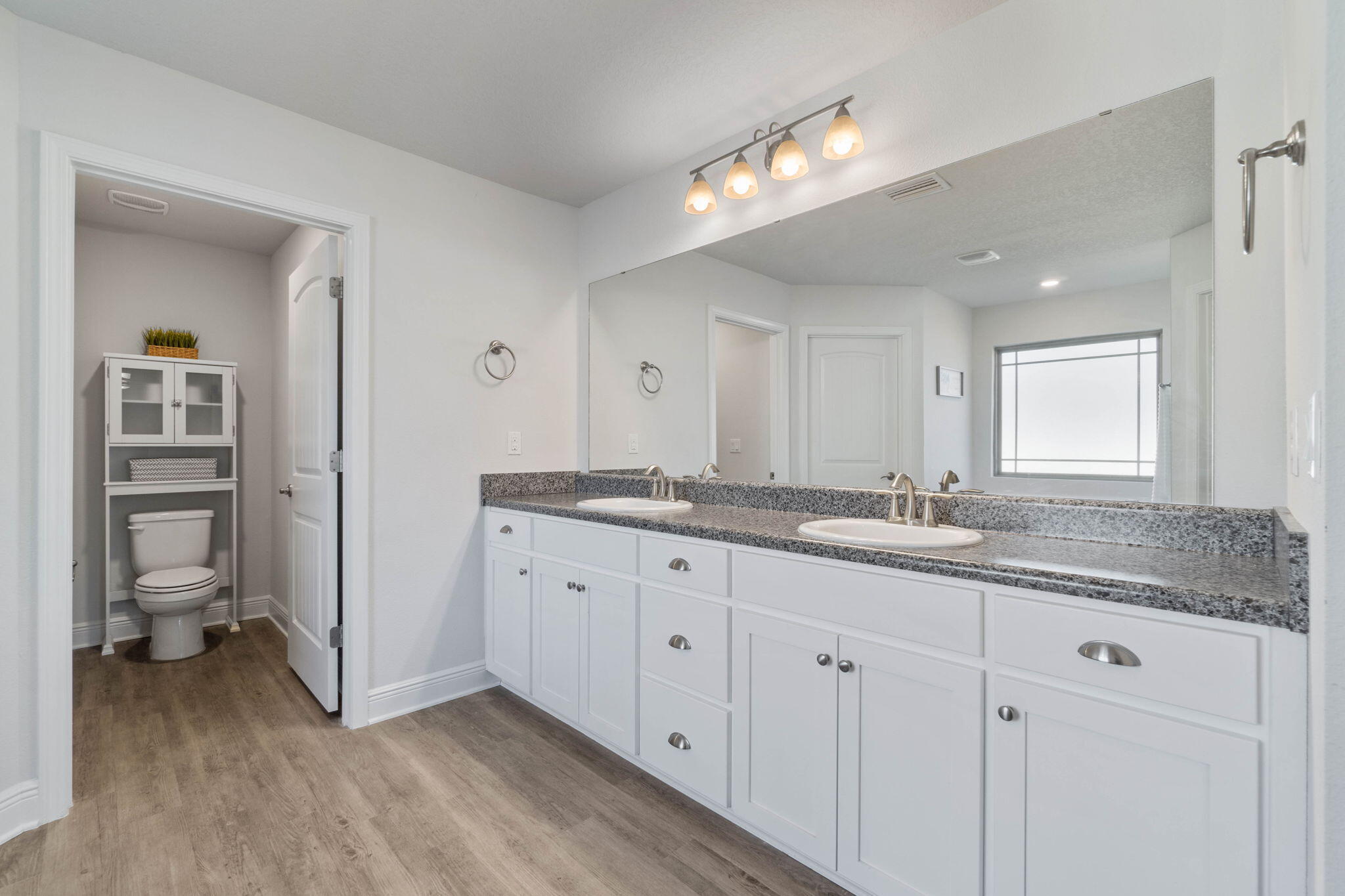 HIDDEN VALLEY - Residential