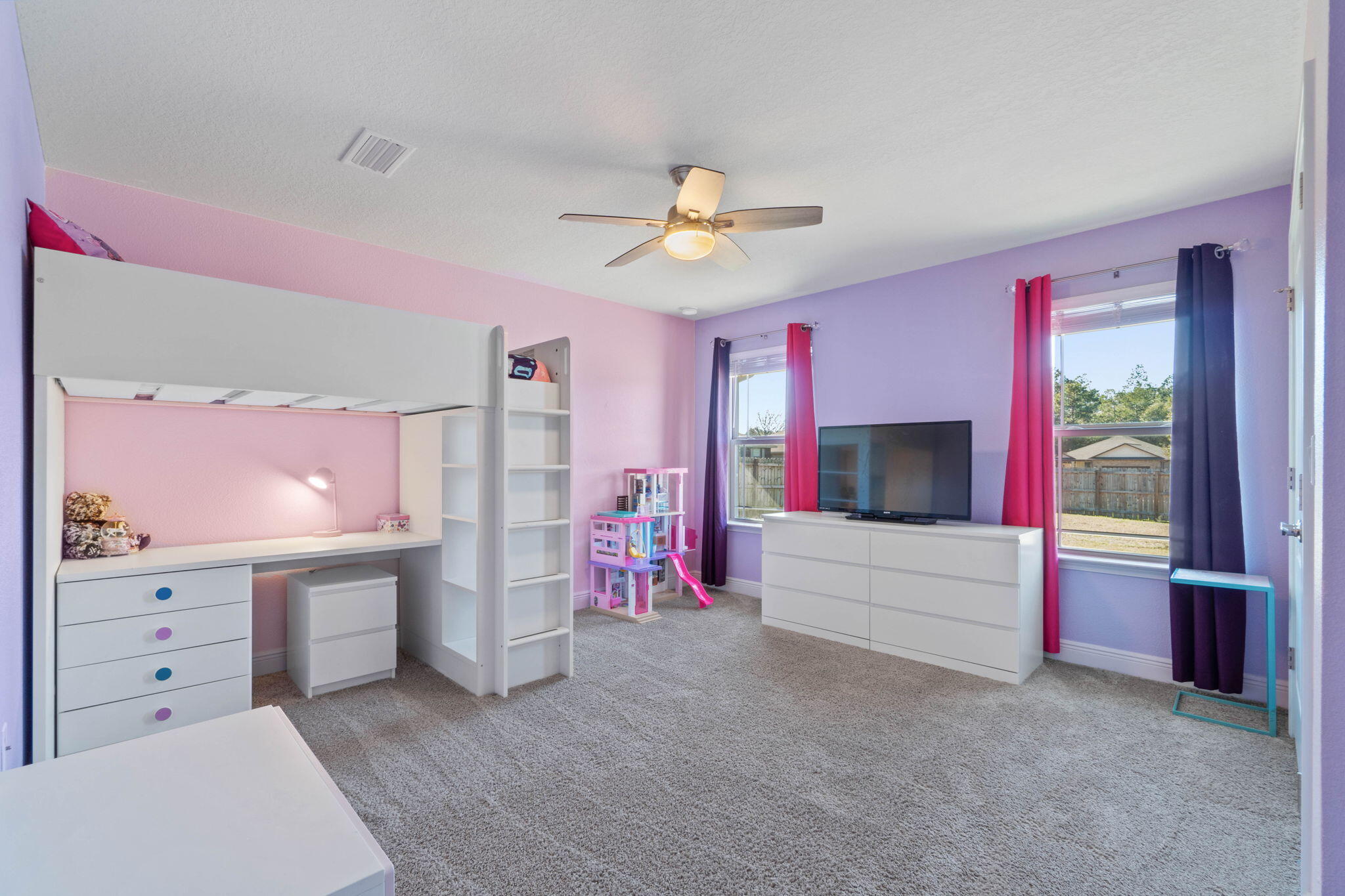 HIDDEN VALLEY - Residential