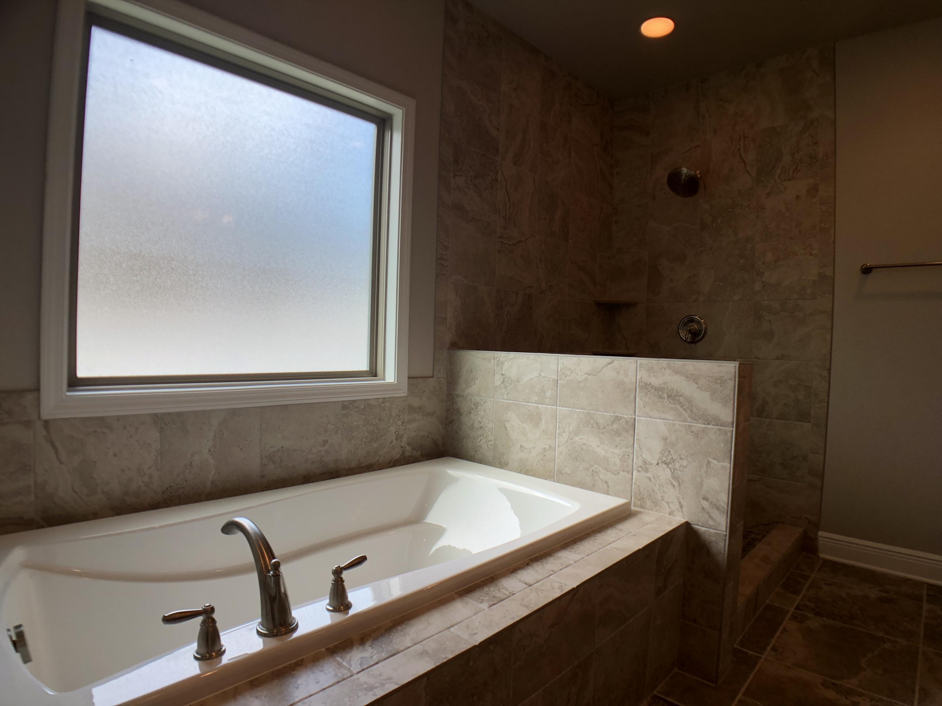 HOMEWOOD EST - Residential