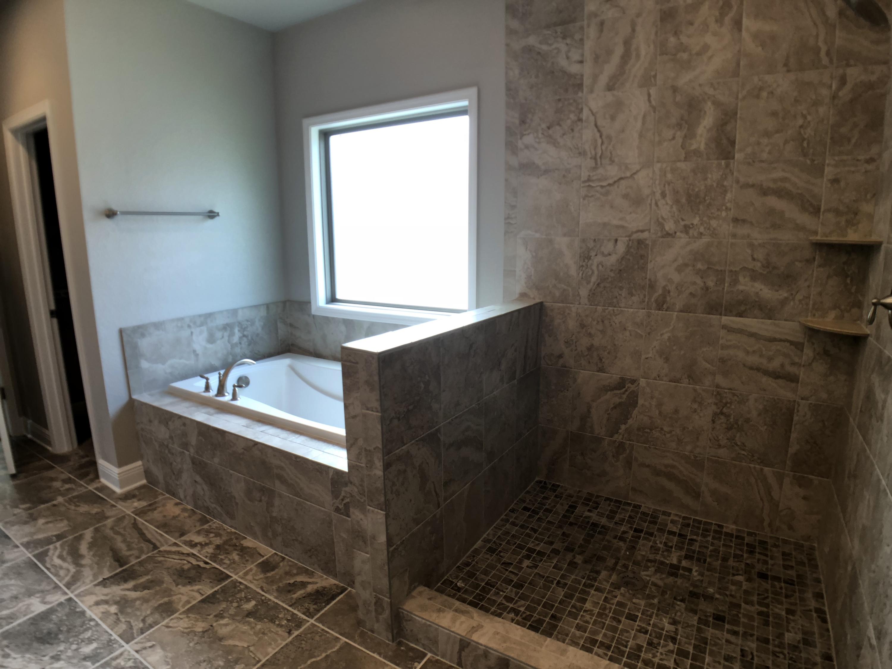 HOMEWOOD EST - Residential