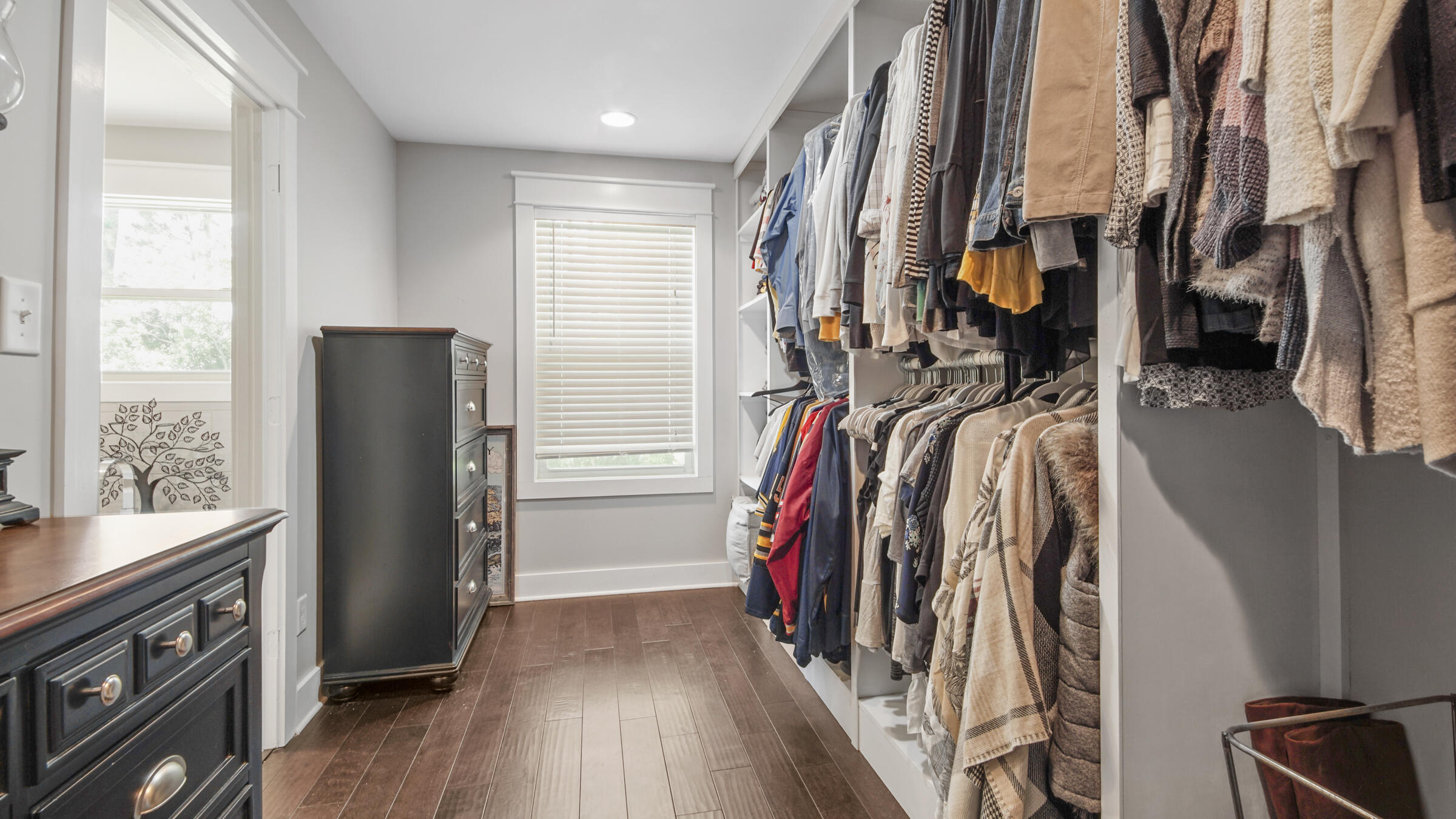 HOLIDAY SHORES ESTATES - Residential