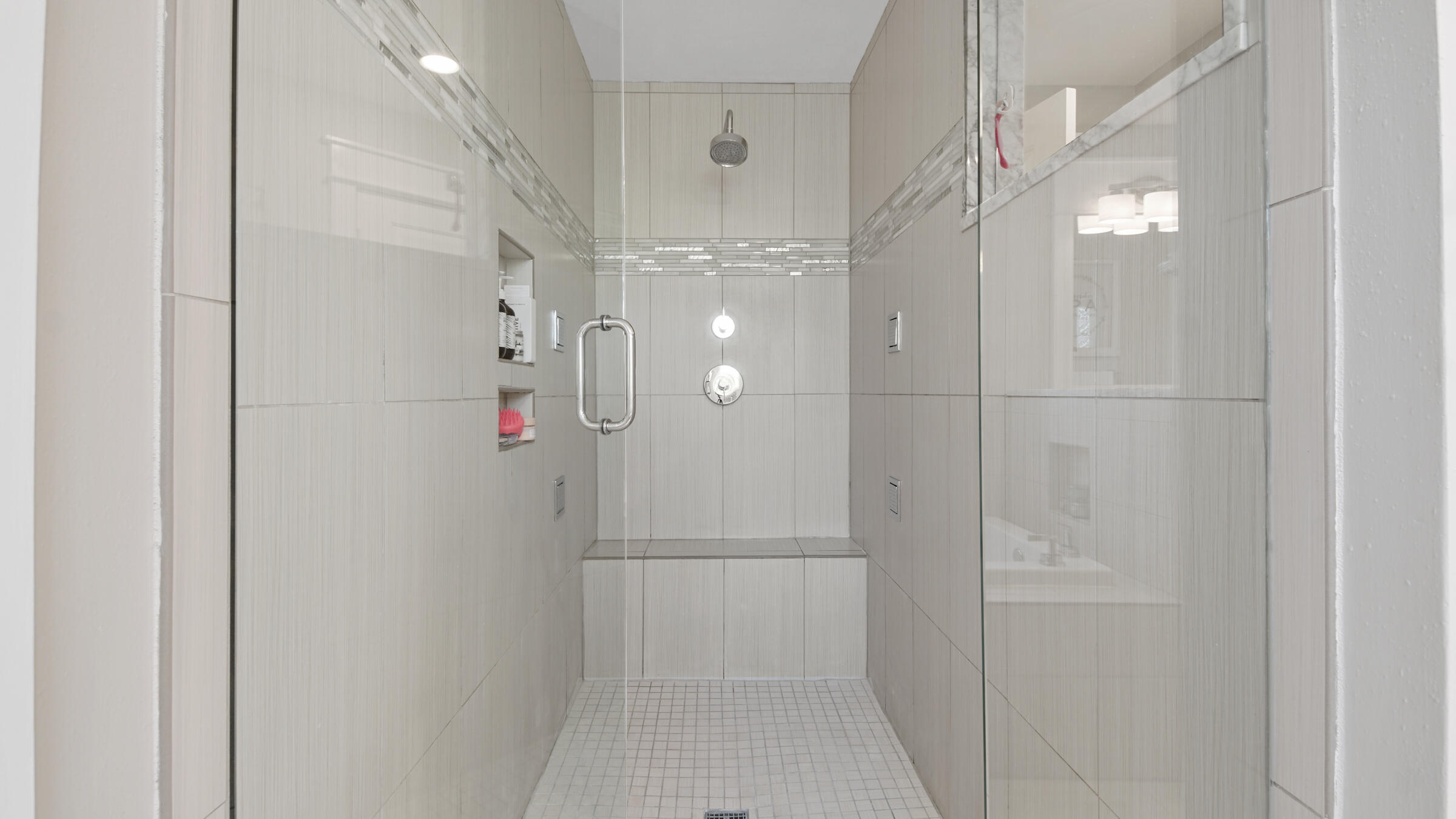 HOLIDAY SHORES ESTATES - Residential