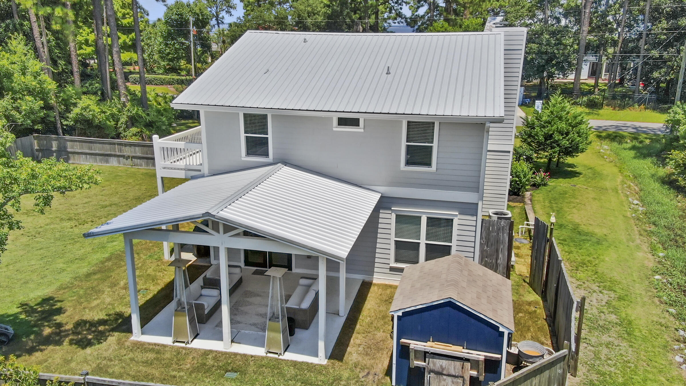 HOLIDAY SHORES ESTATES - Residential