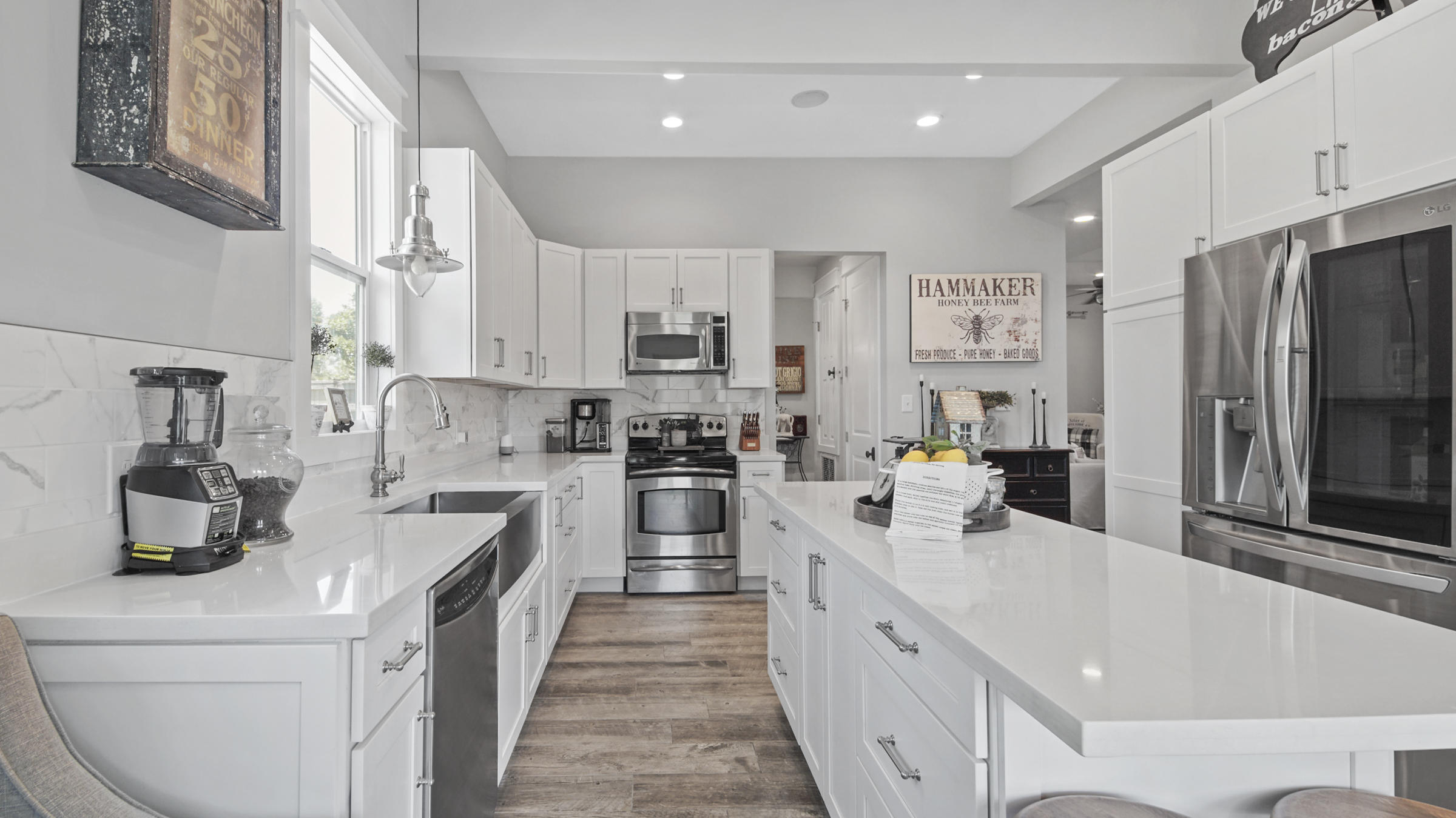 HOLIDAY SHORES ESTATES - Residential