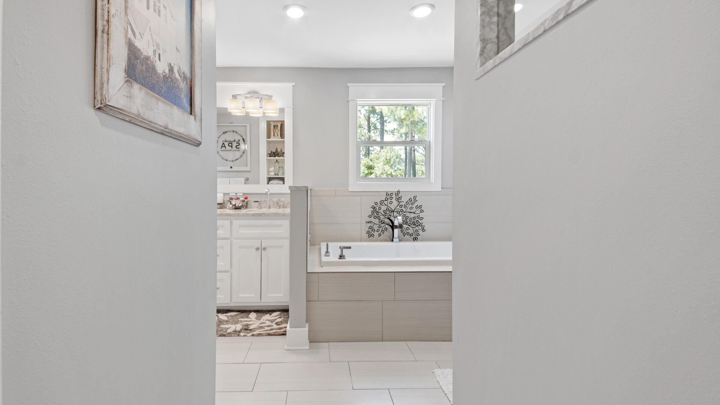 HOLIDAY SHORES ESTATES - Residential