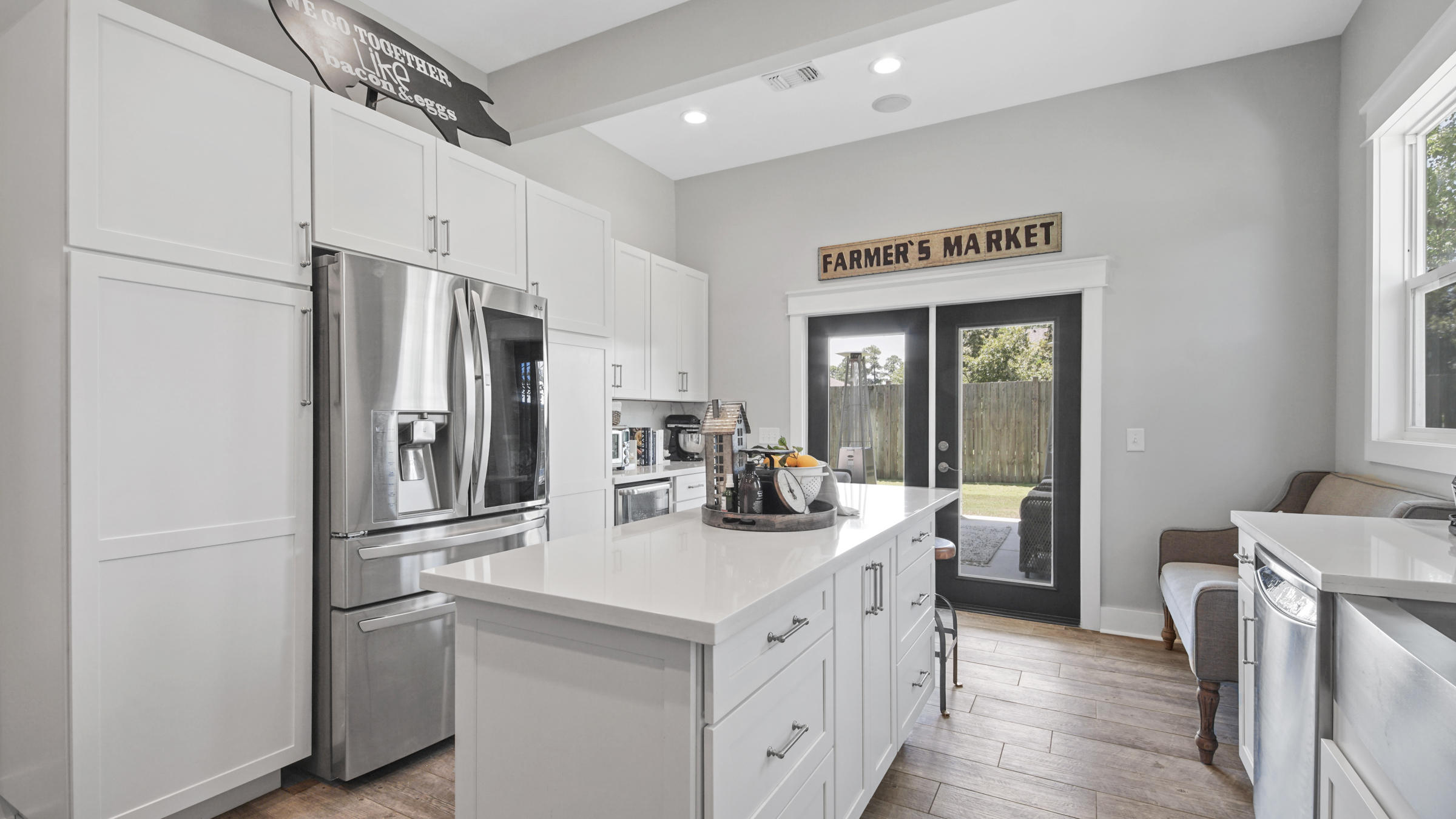 HOLIDAY SHORES ESTATES - Residential