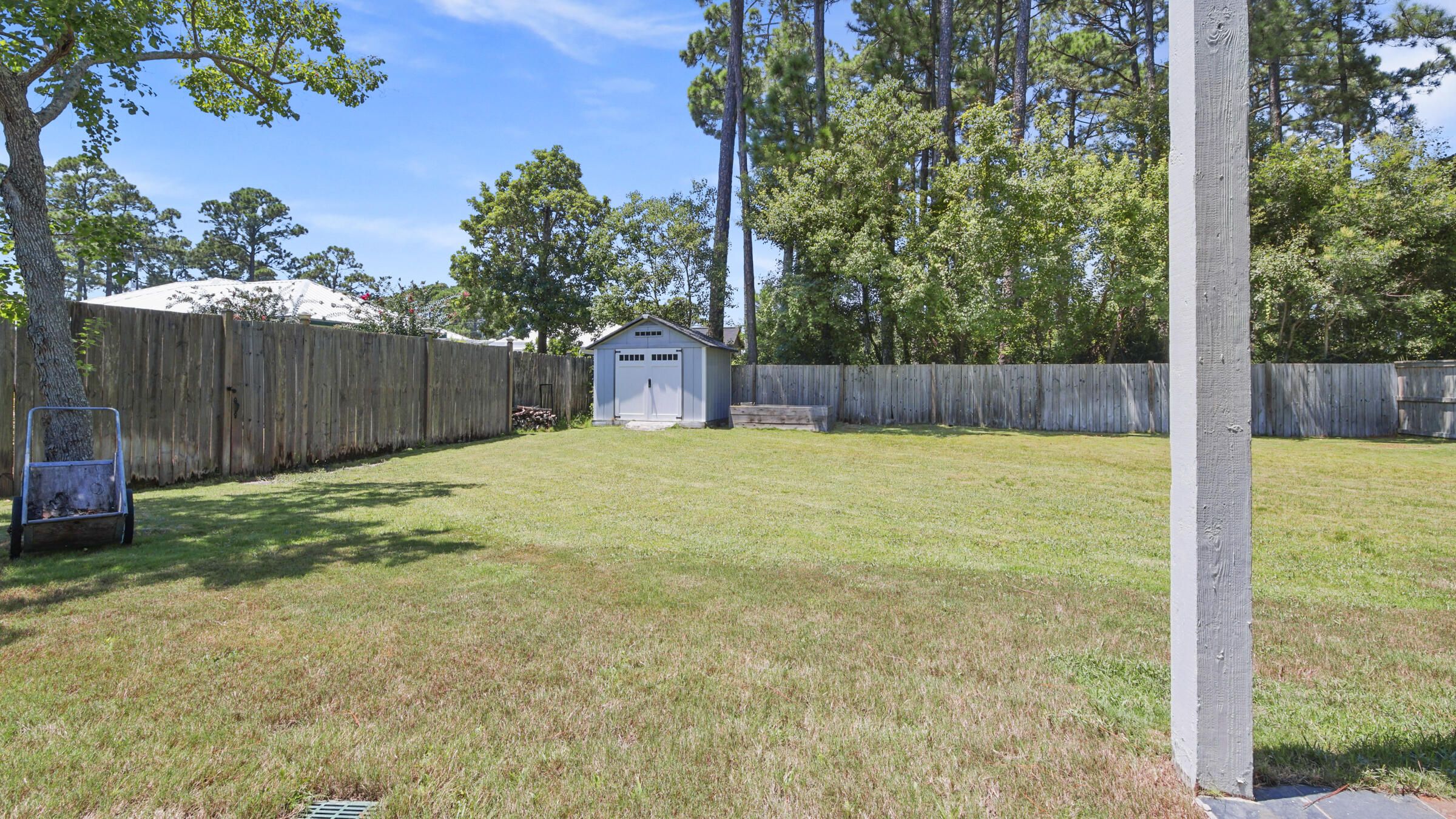 HOLIDAY SHORES ESTATES - Residential