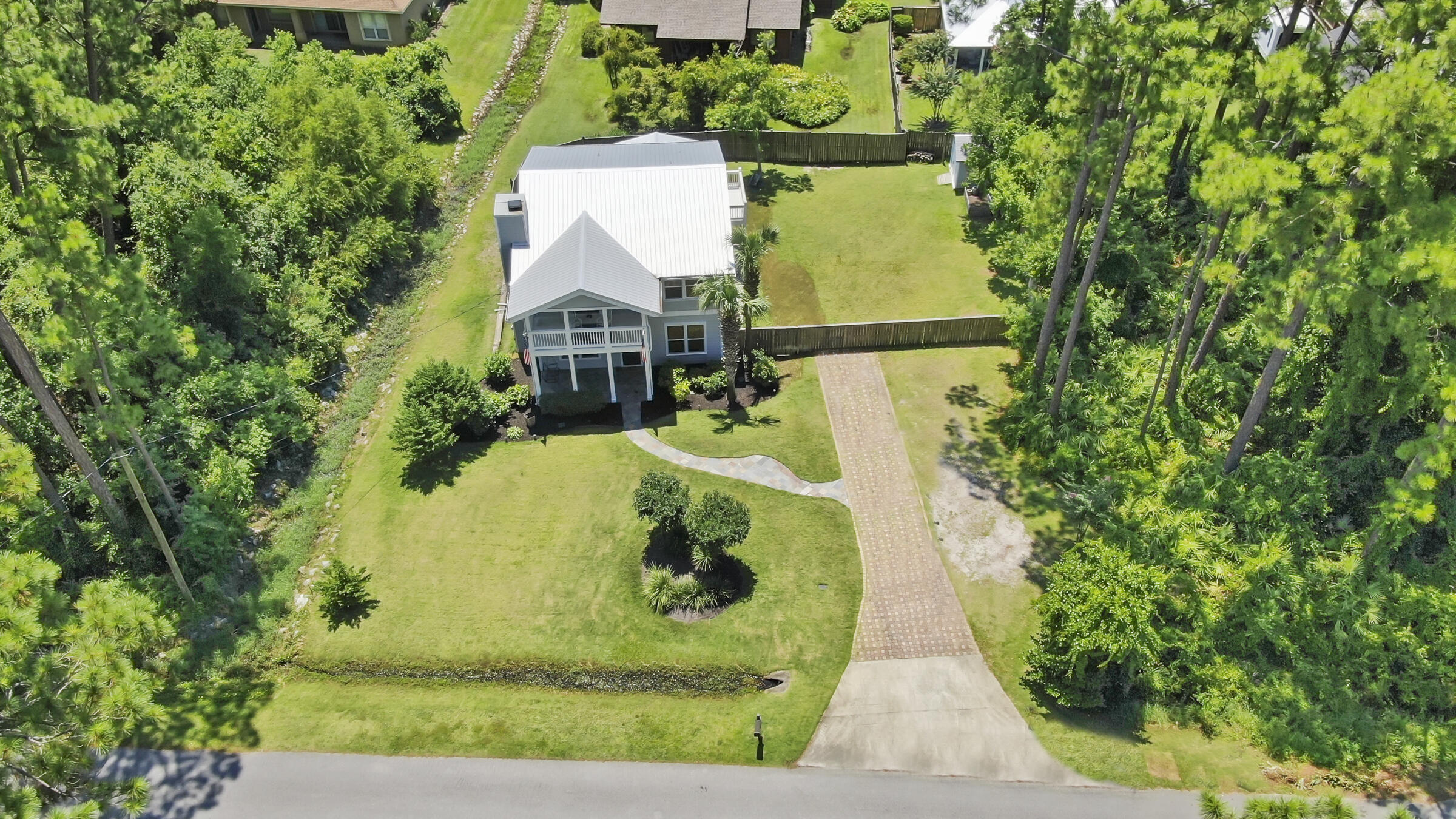 HOLIDAY SHORES ESTATES - Residential