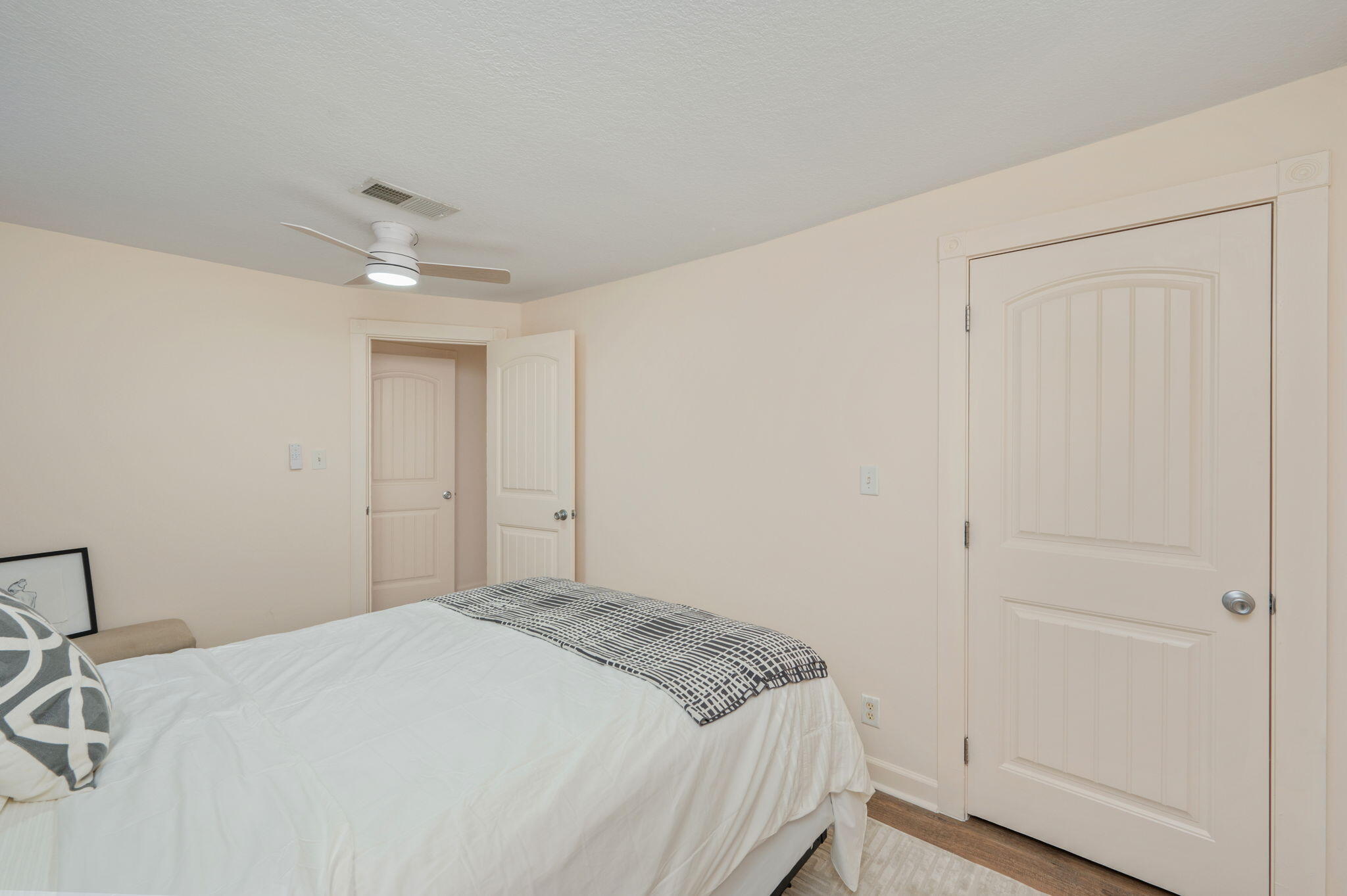 VALPARAISO PINECREST 2 - Residential