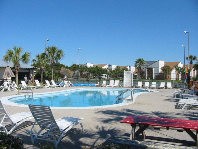 HORIZON SOUTH 1 CONDO - Residential