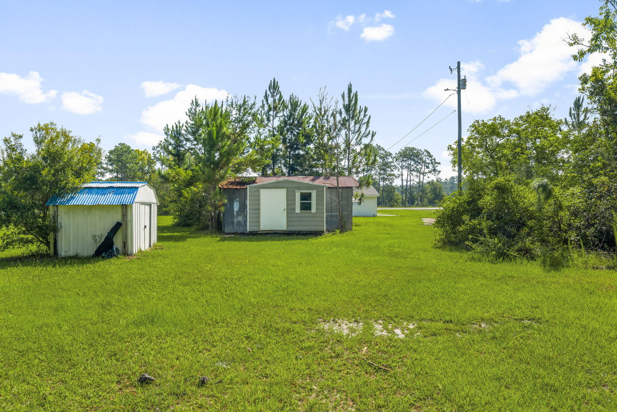 NO RECORDED SUBDIVISION - Residential