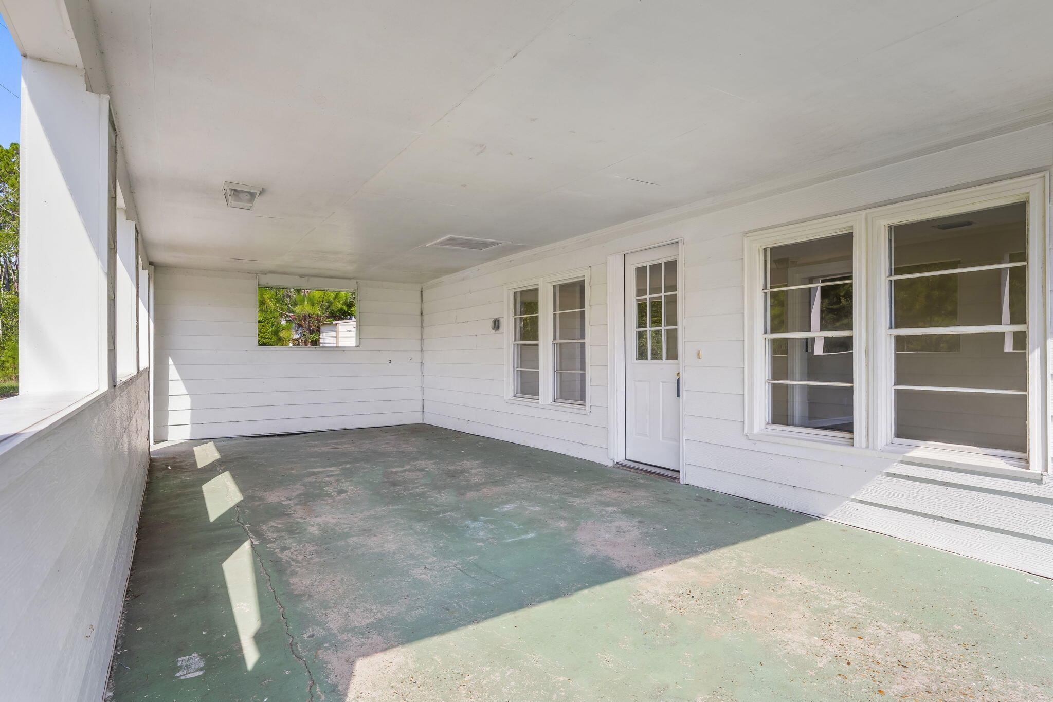 NO RECORDED SUBDIVISION - Residential