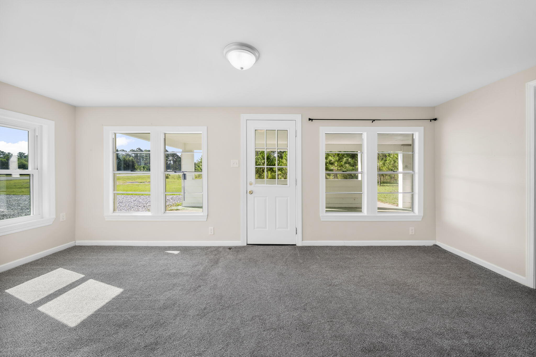 NO RECORDED SUBDIVISION - Residential