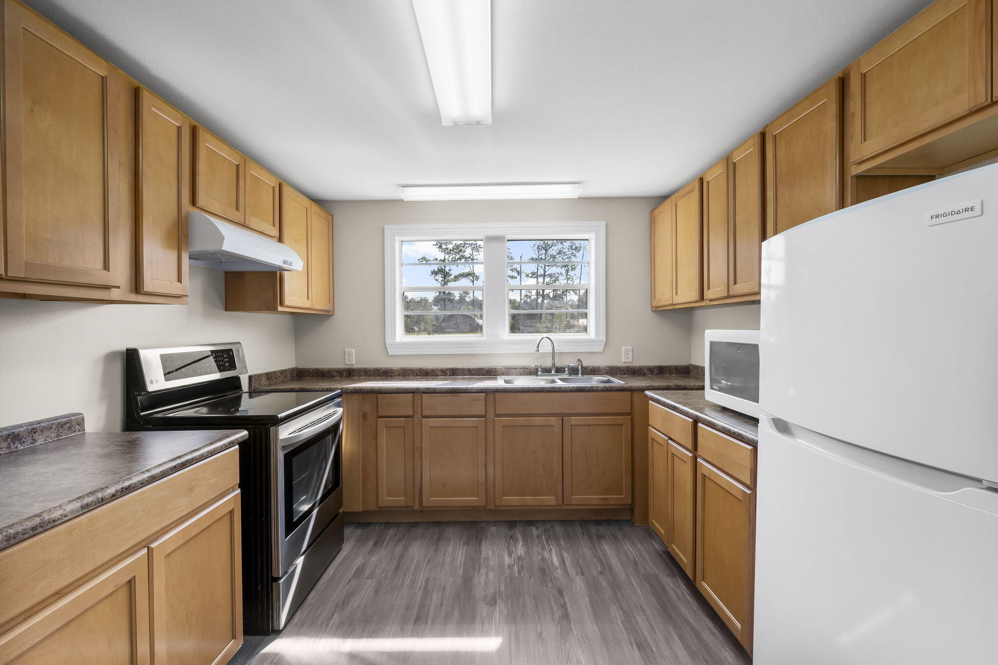 NO RECORDED SUBDIVISION - Residential