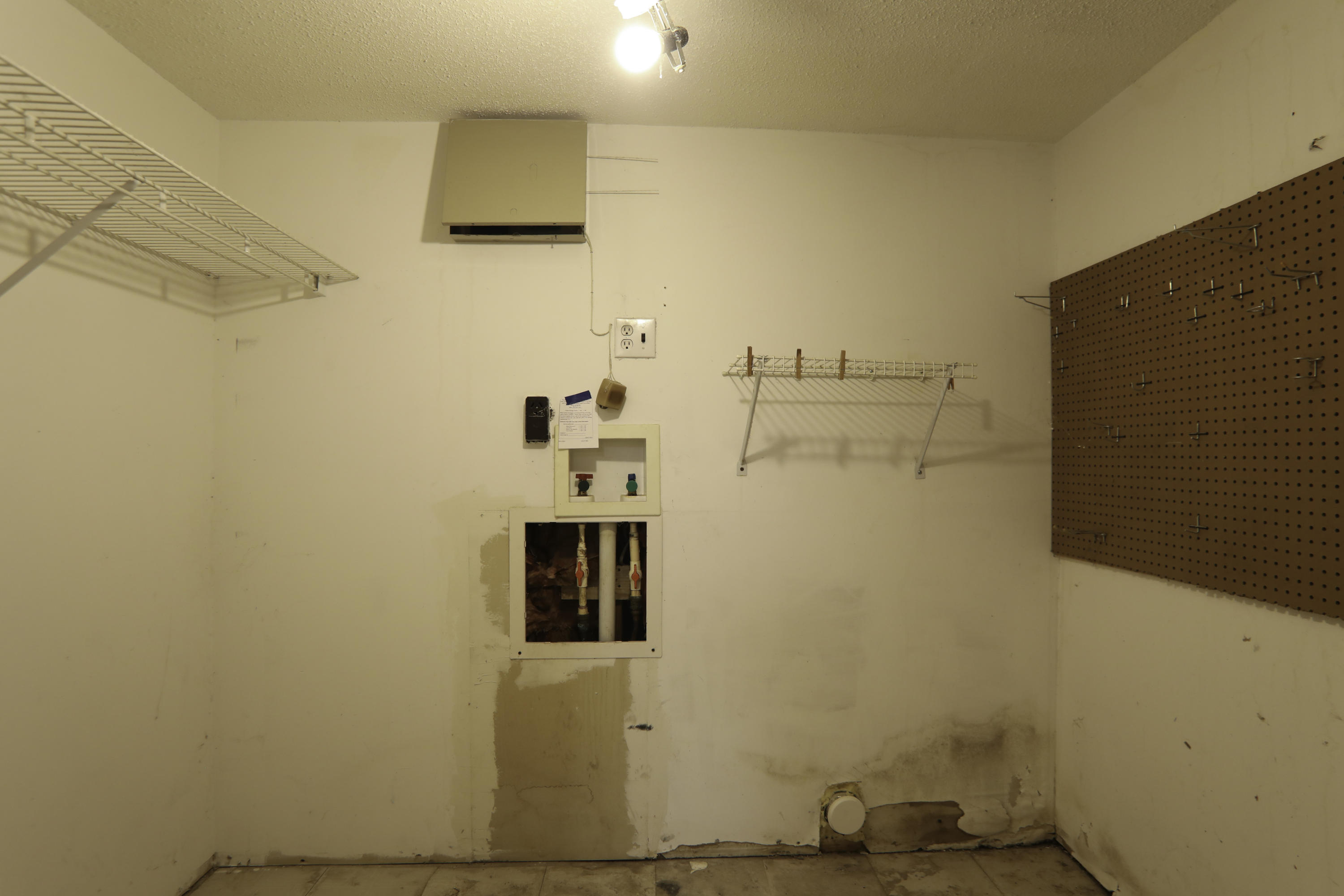 BAYOU WOODS - Residential