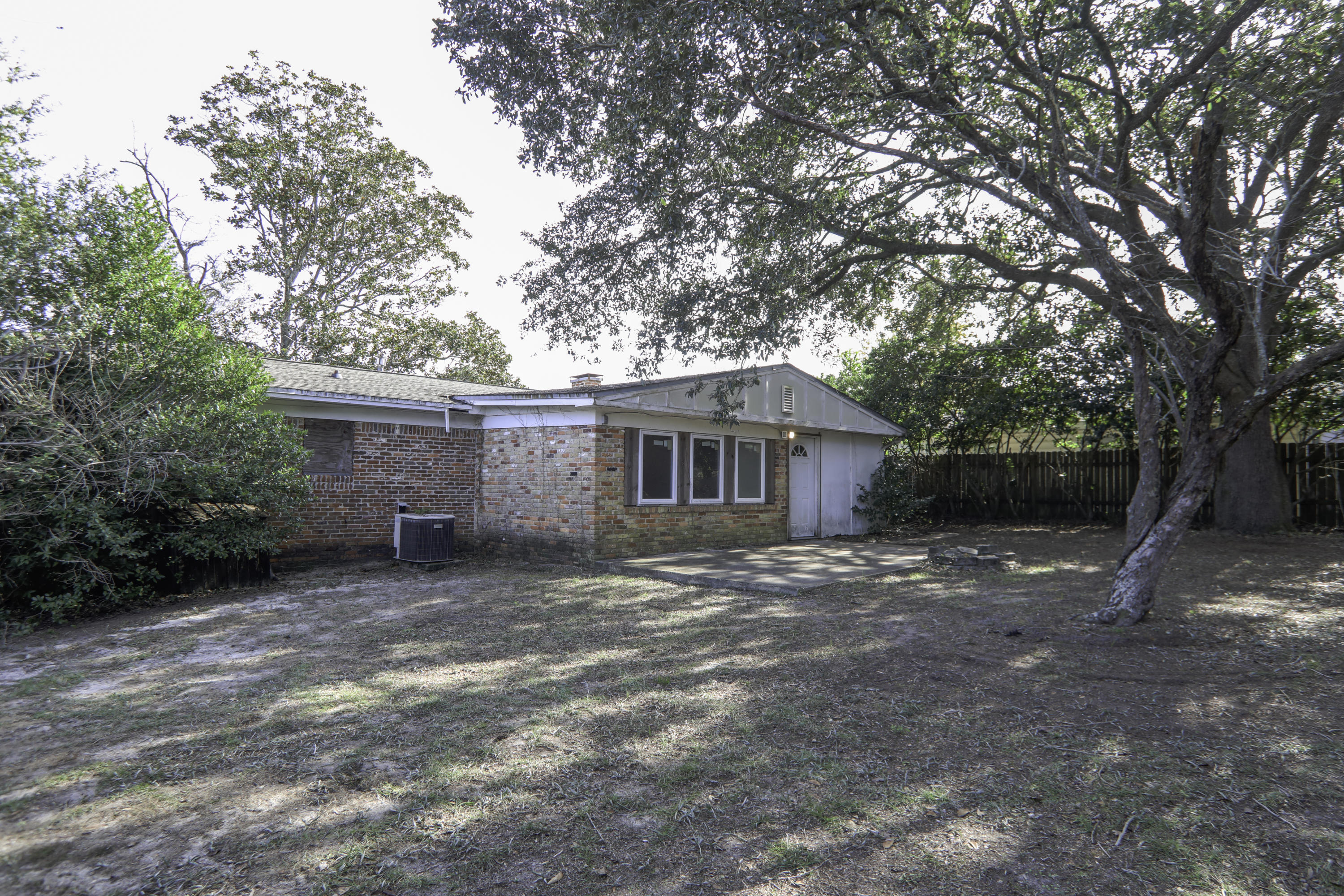 BAYOU WOODS - Residential