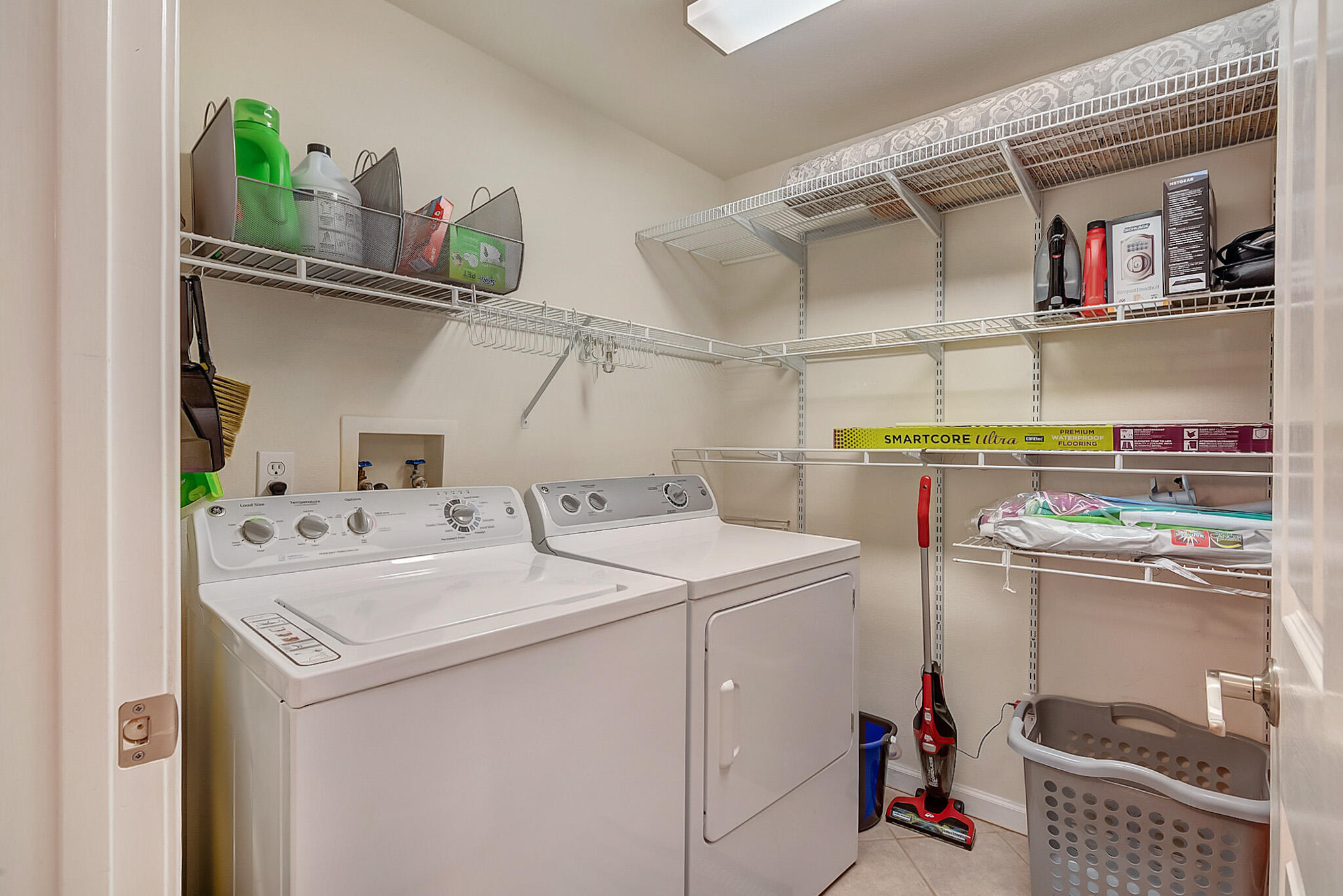 CIBONEY CONDO - Residential