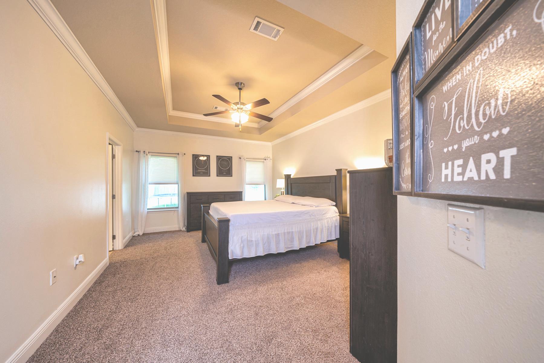 AUTUMN WOODS - Residential