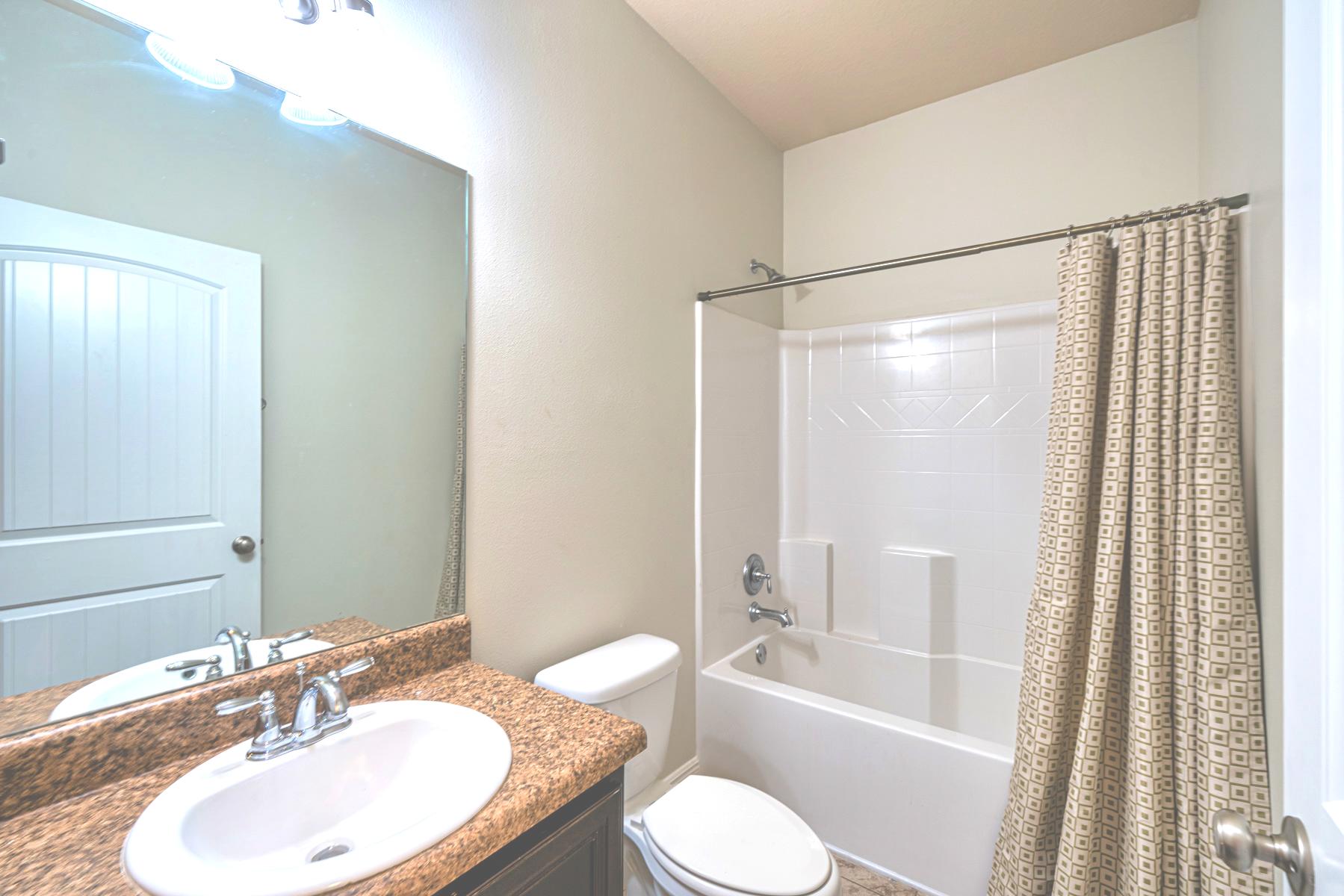 AUTUMN WOODS - Residential