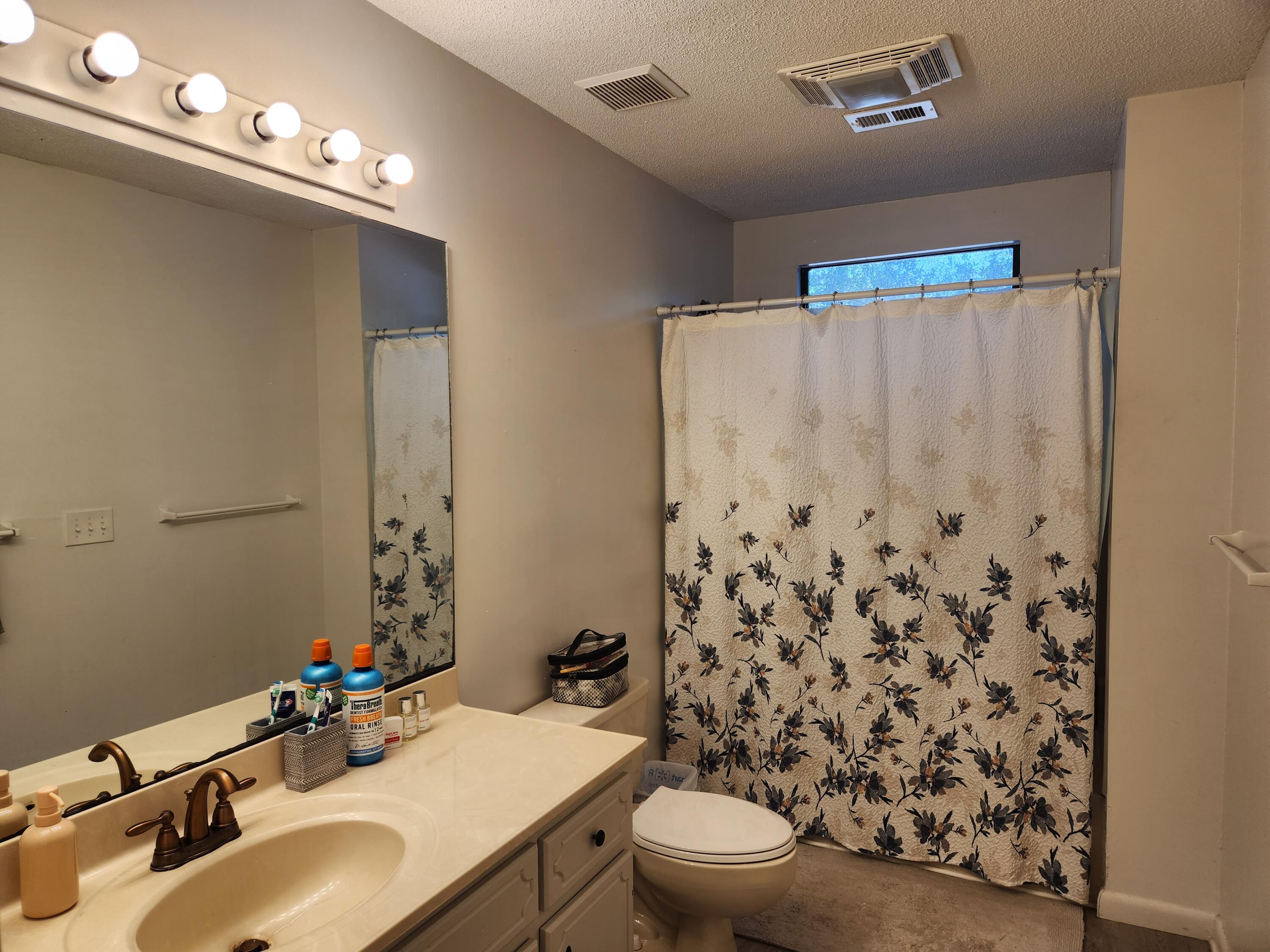 METES & BOUNDS - Residential Lease