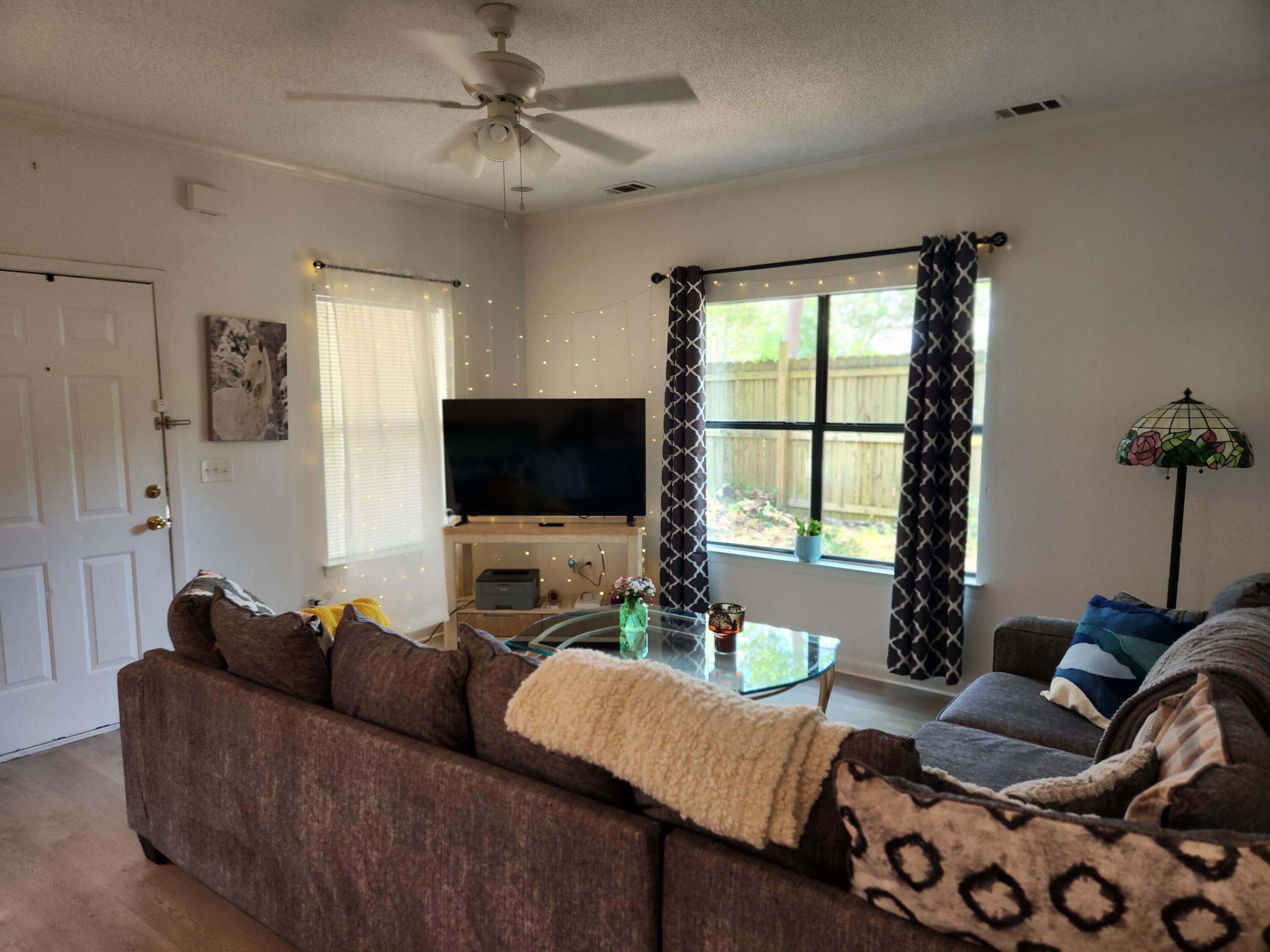 METES & BOUNDS - Residential Lease