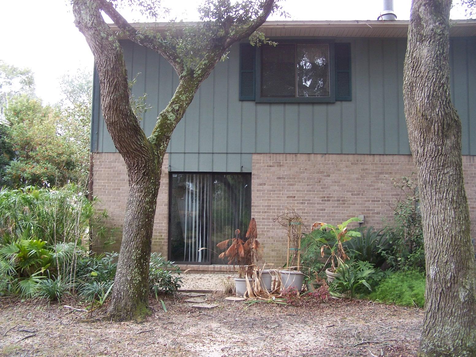 ROCKY BAYOU T/H - Residential Lease