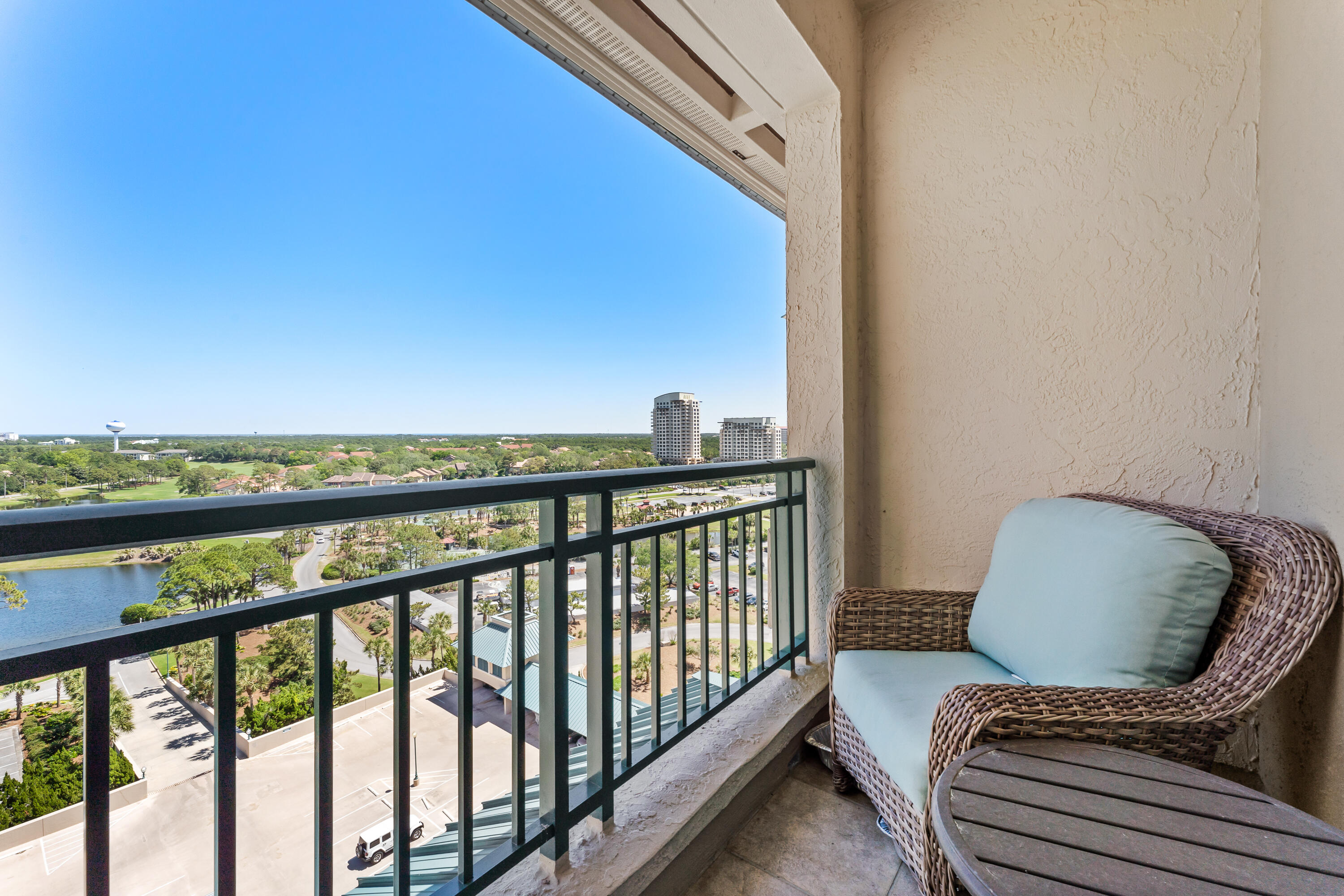 SOUTHWINDS II - Residential