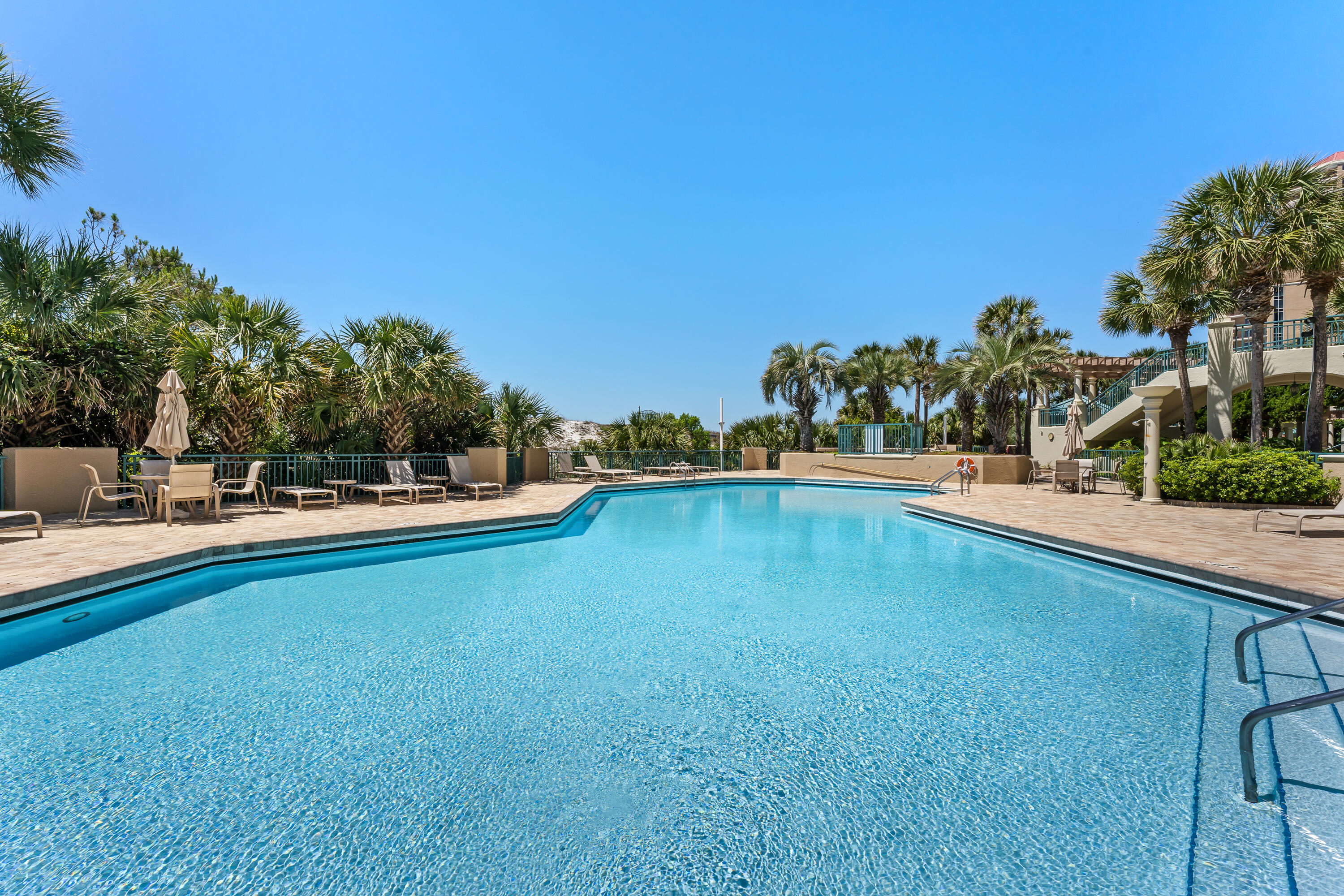 SOUTHWINDS II - Residential