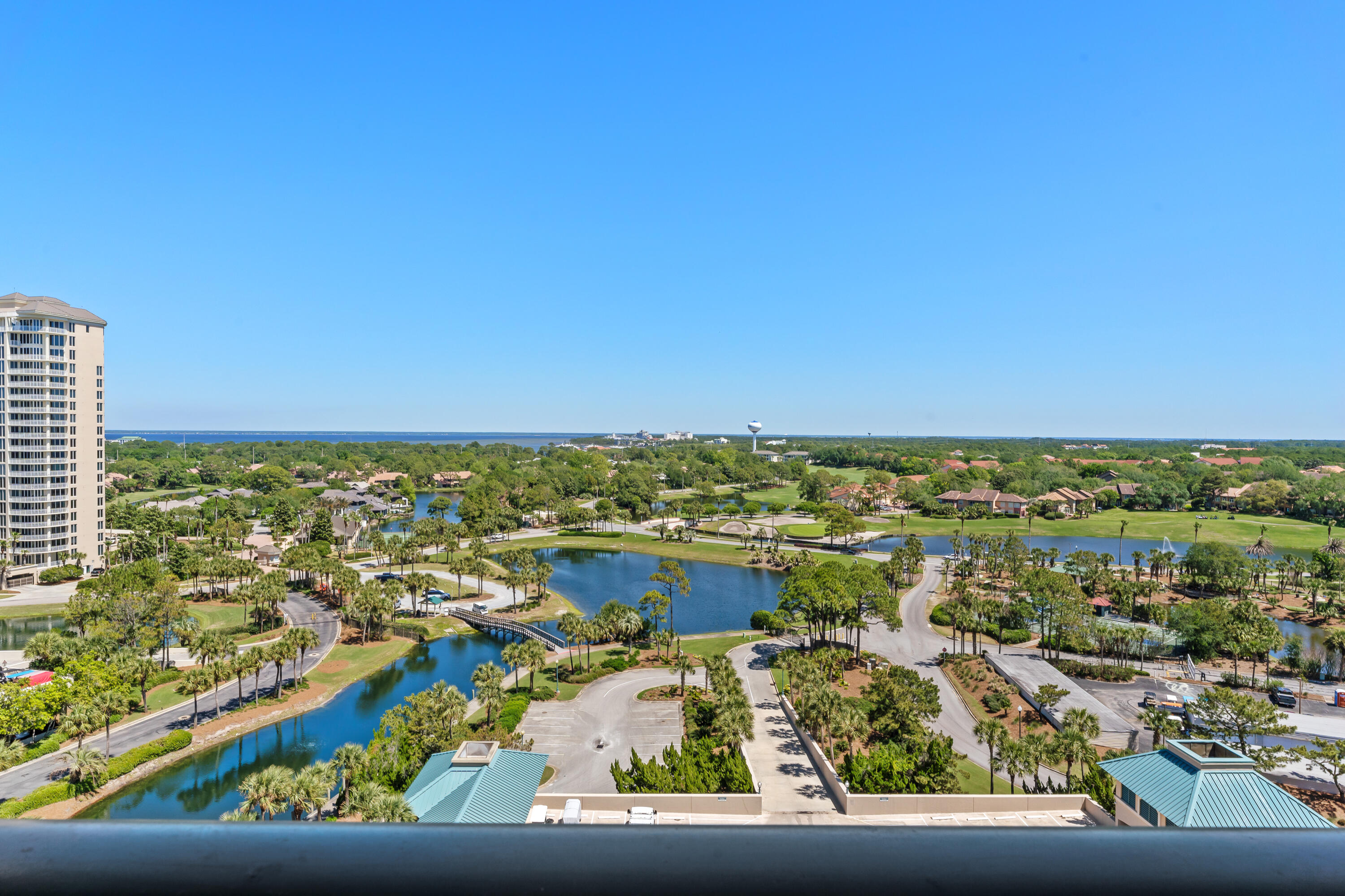 SOUTHWINDS II - Residential