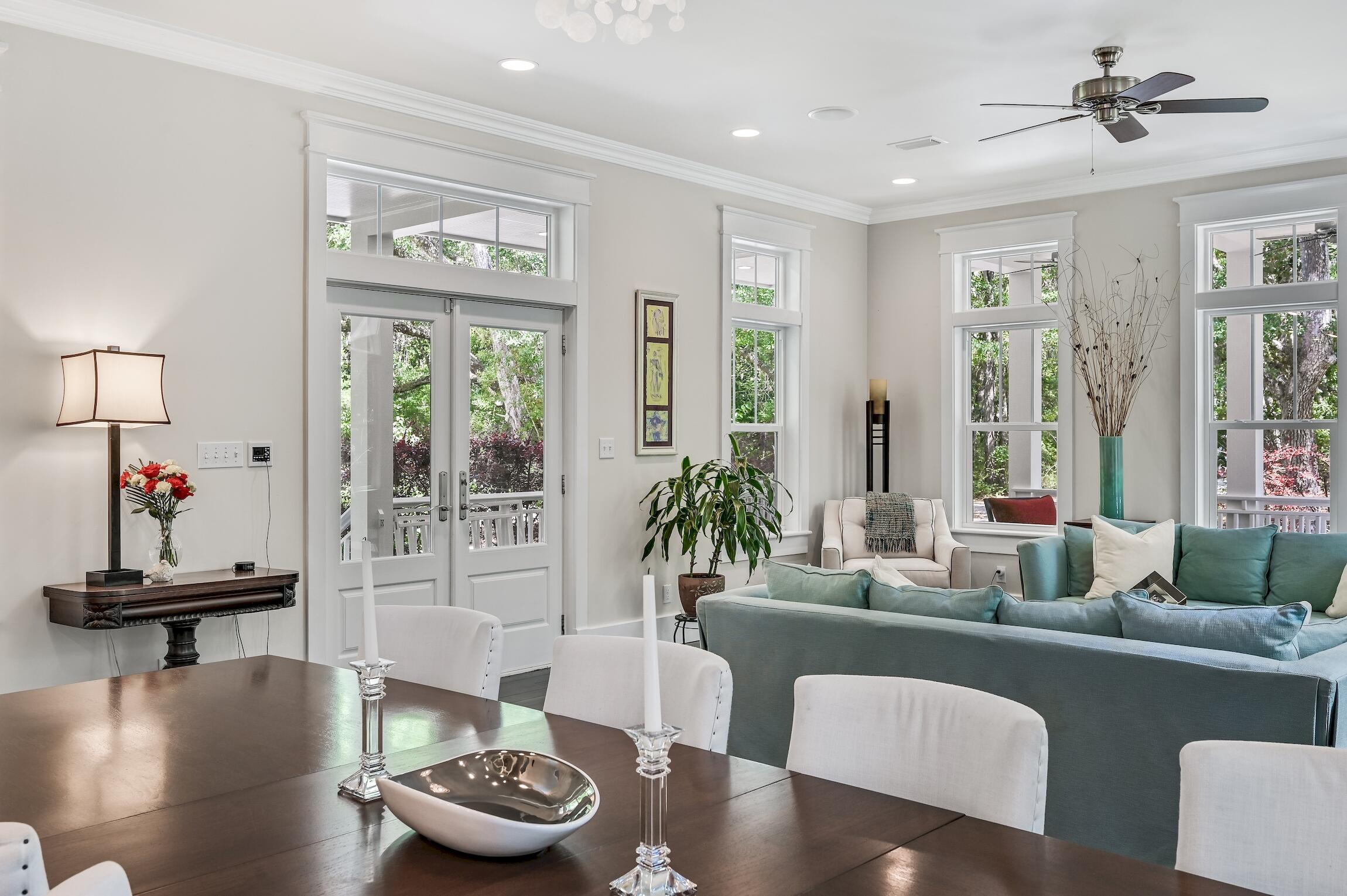 THE WOODS - Residential