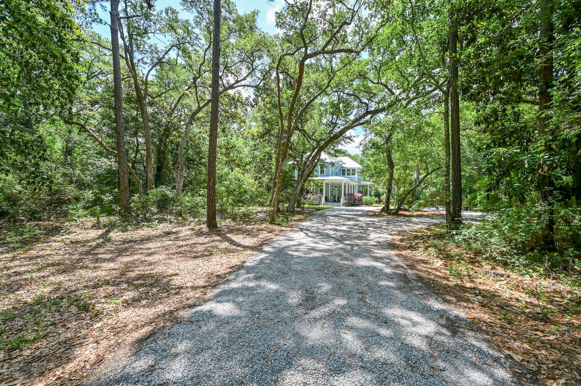 THE WOODS - Residential