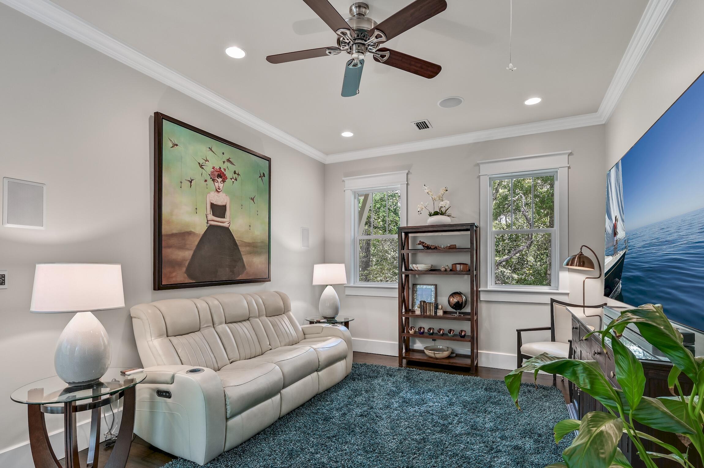 THE WOODS - Residential