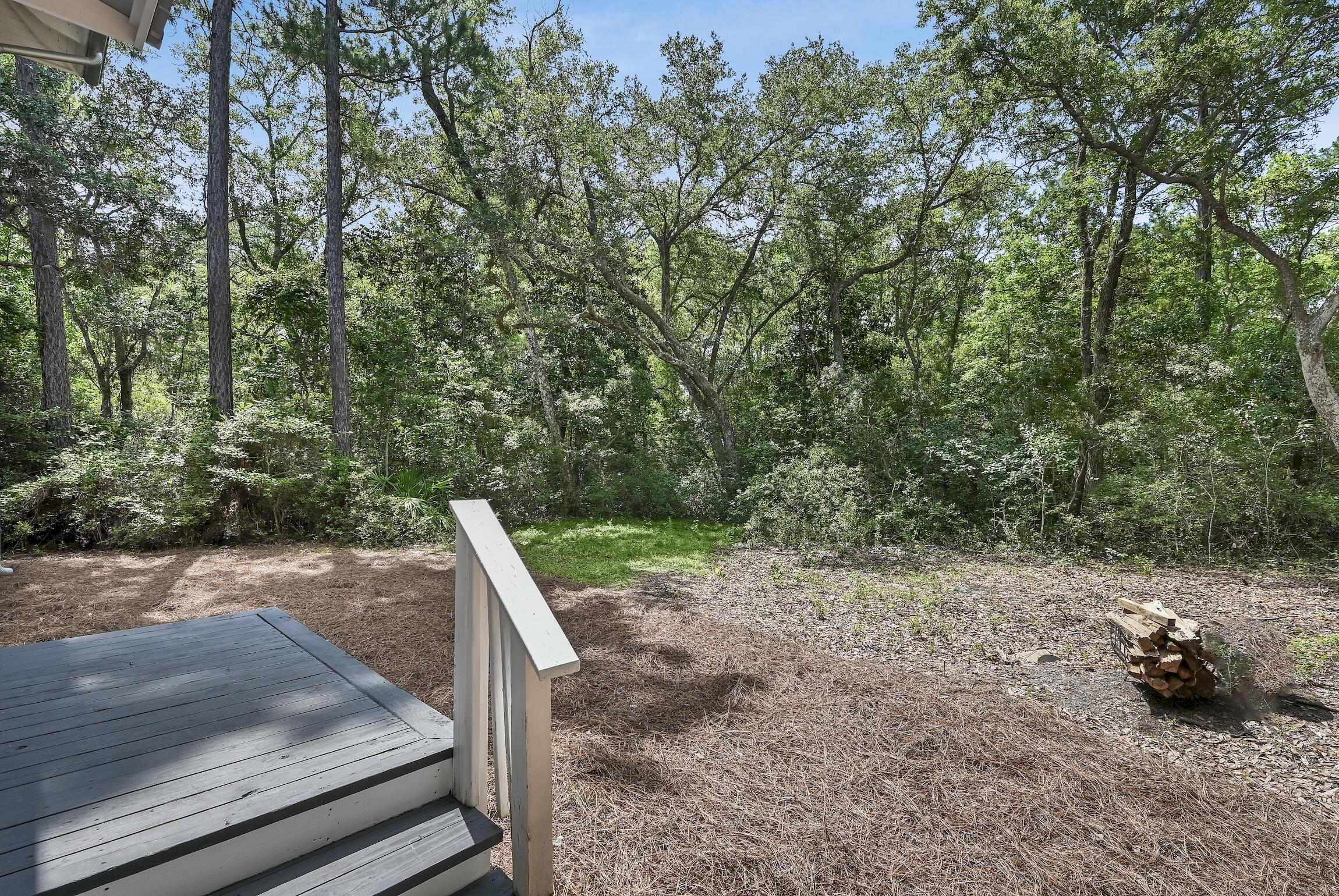 THE WOODS - Residential