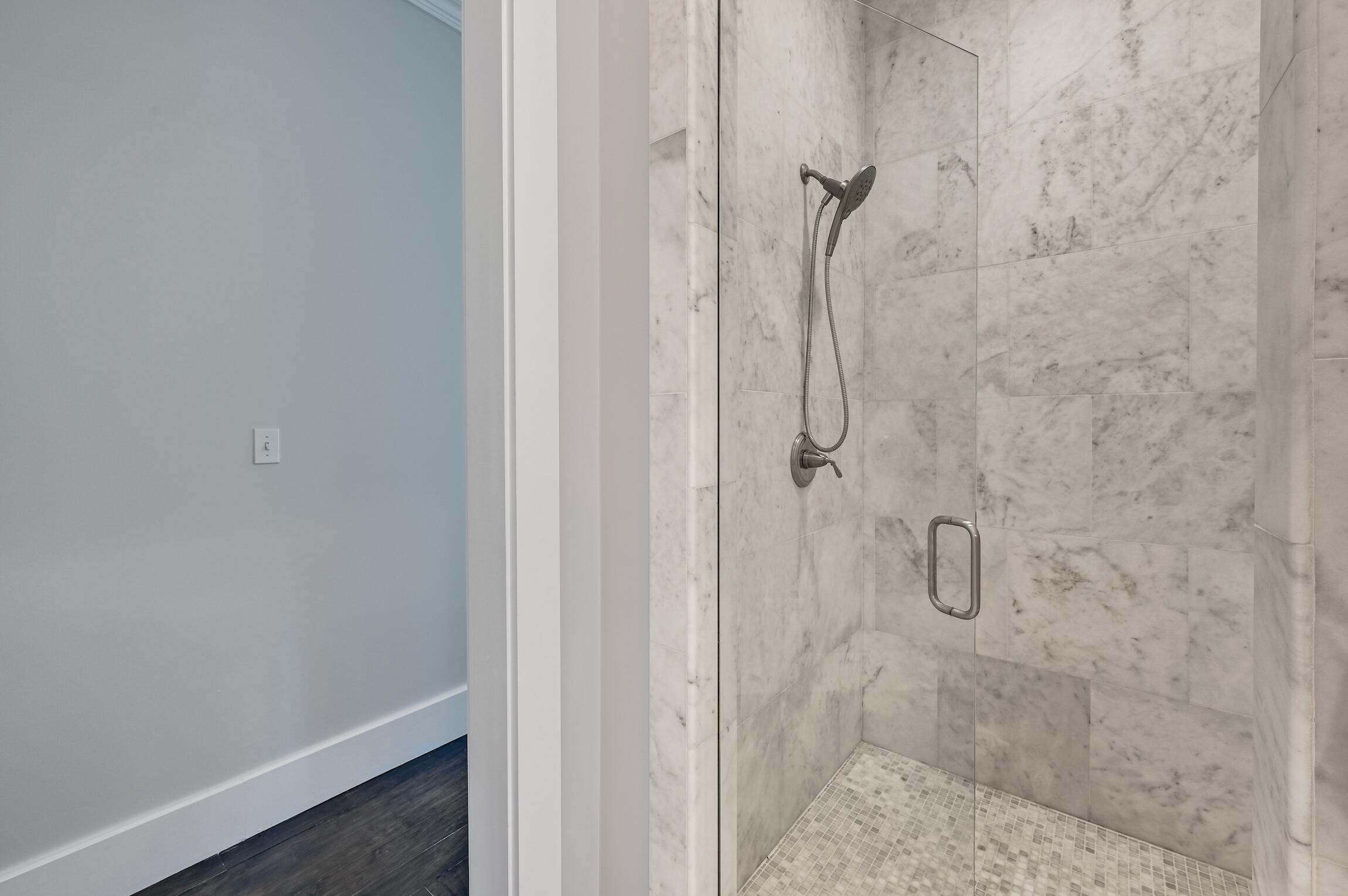 THE WOODS - Residential