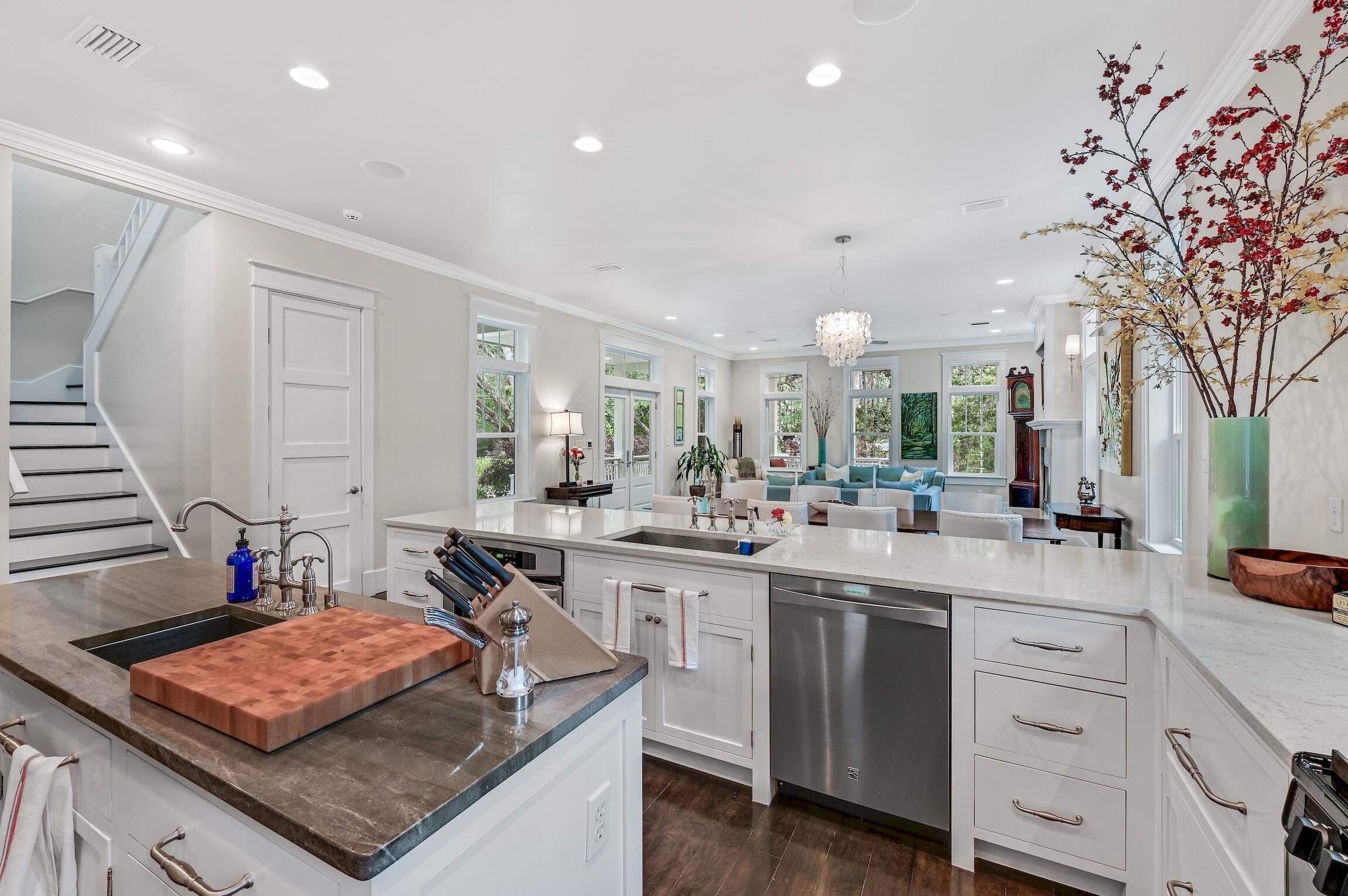 THE WOODS - Residential