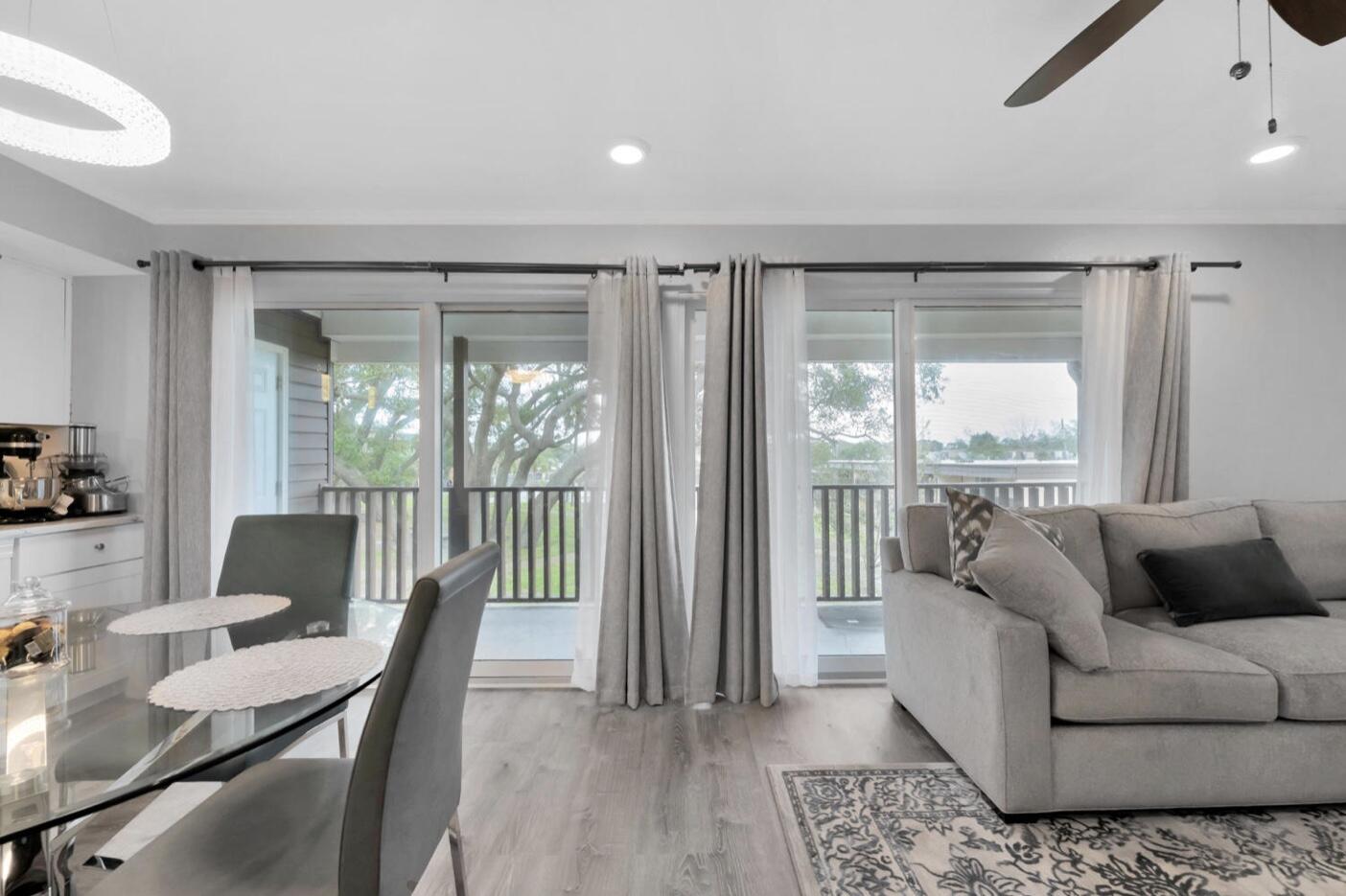 SPANISH VILLAS CONDO - Residential